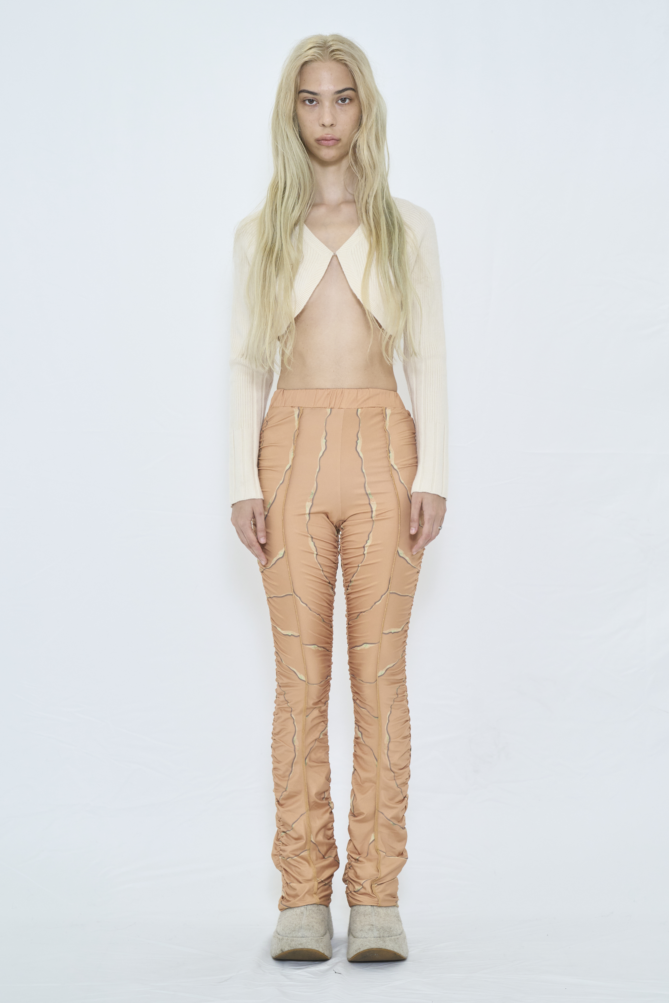 HAZY FLARE LEGGINGS / BROWN