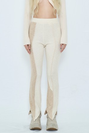 CUTTING KNIT FLARE PANTS / BEIGE