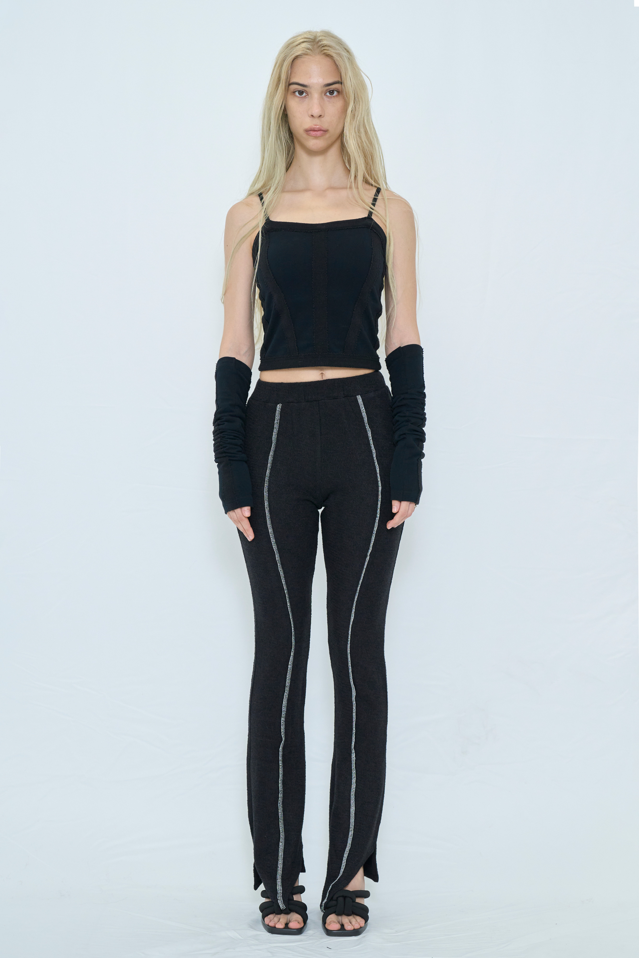 CUTTING KNIT FLARE PANTS / BLACK