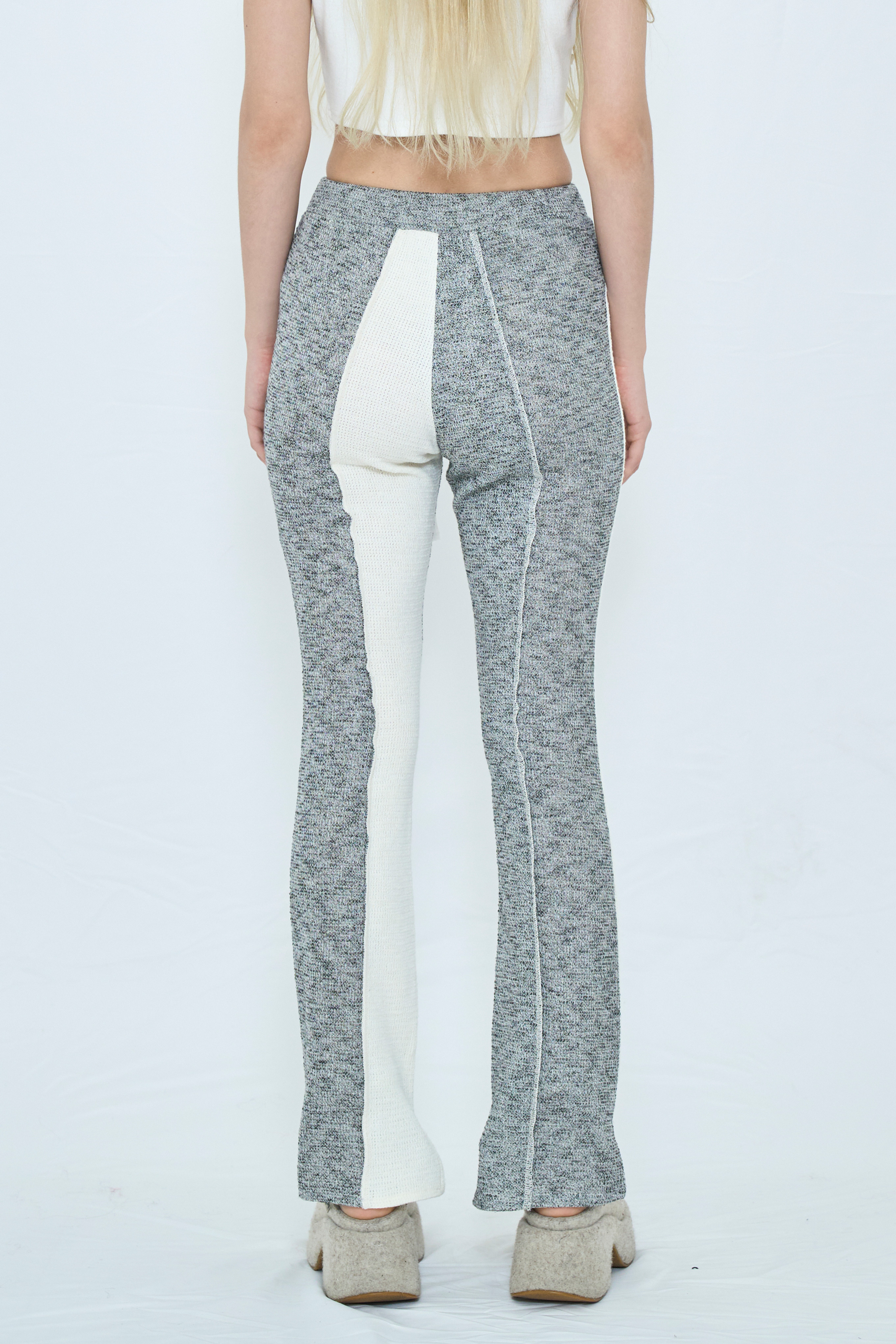 CUTTING KNIT FLARE PANTS / GRAY