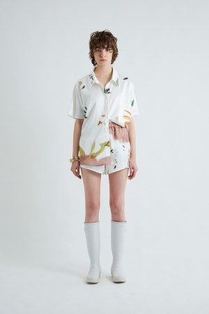 LEAF SATIN SHORT PANTS / WHITE