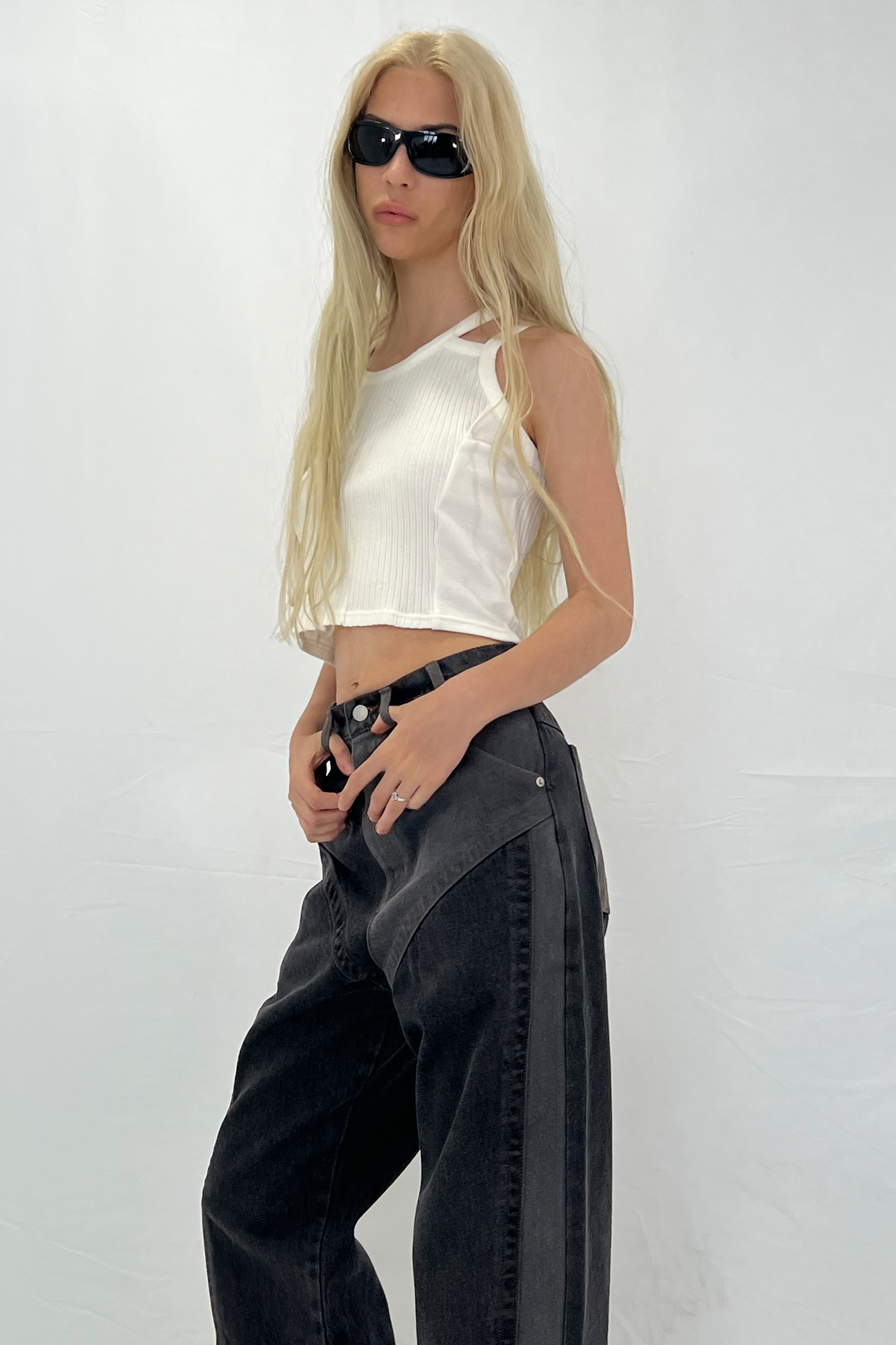 WASHED SWITCHED DENIM PANTS / BLACK