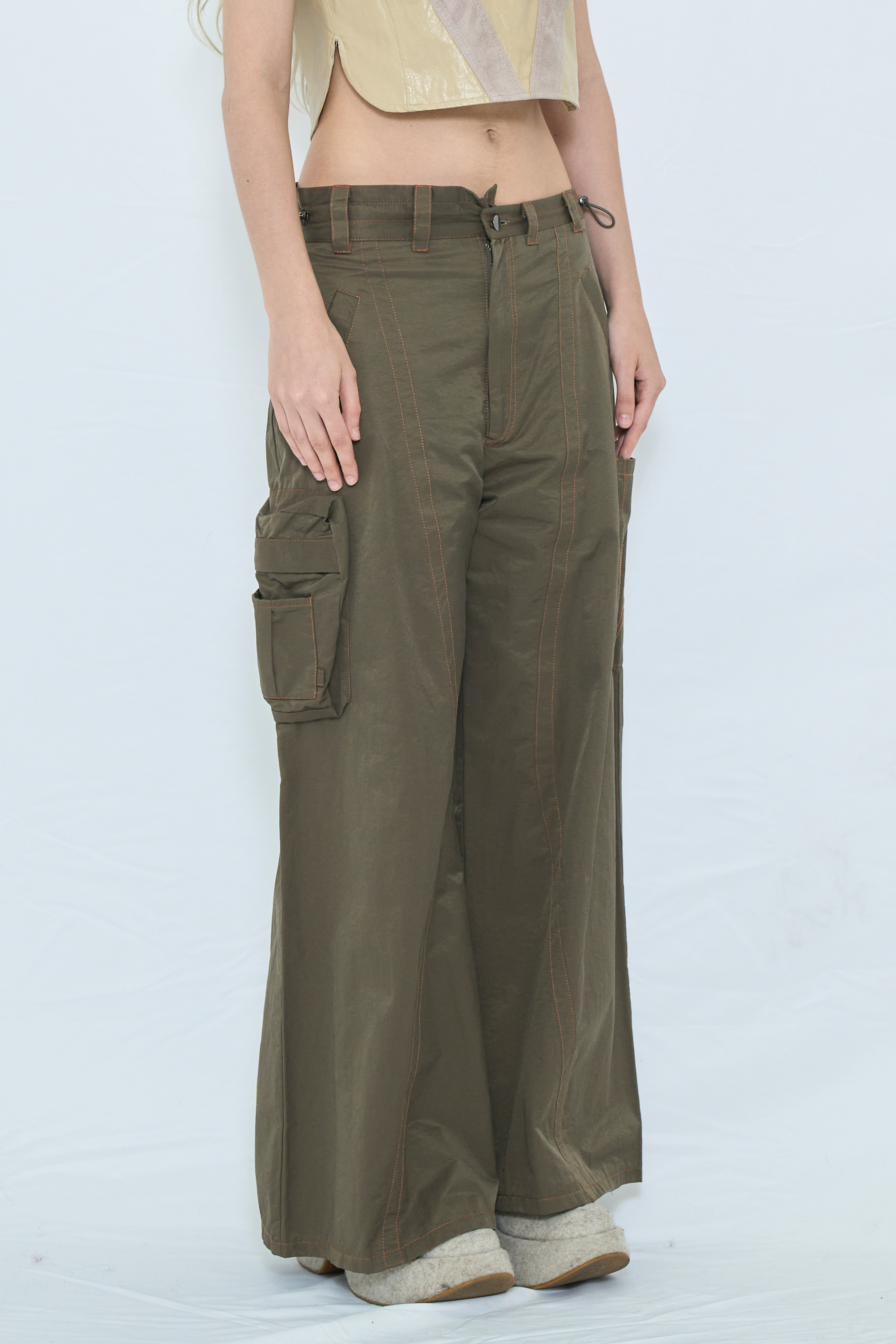 COLOR STITCH BAGGY WIDE PANTS / KHAKI