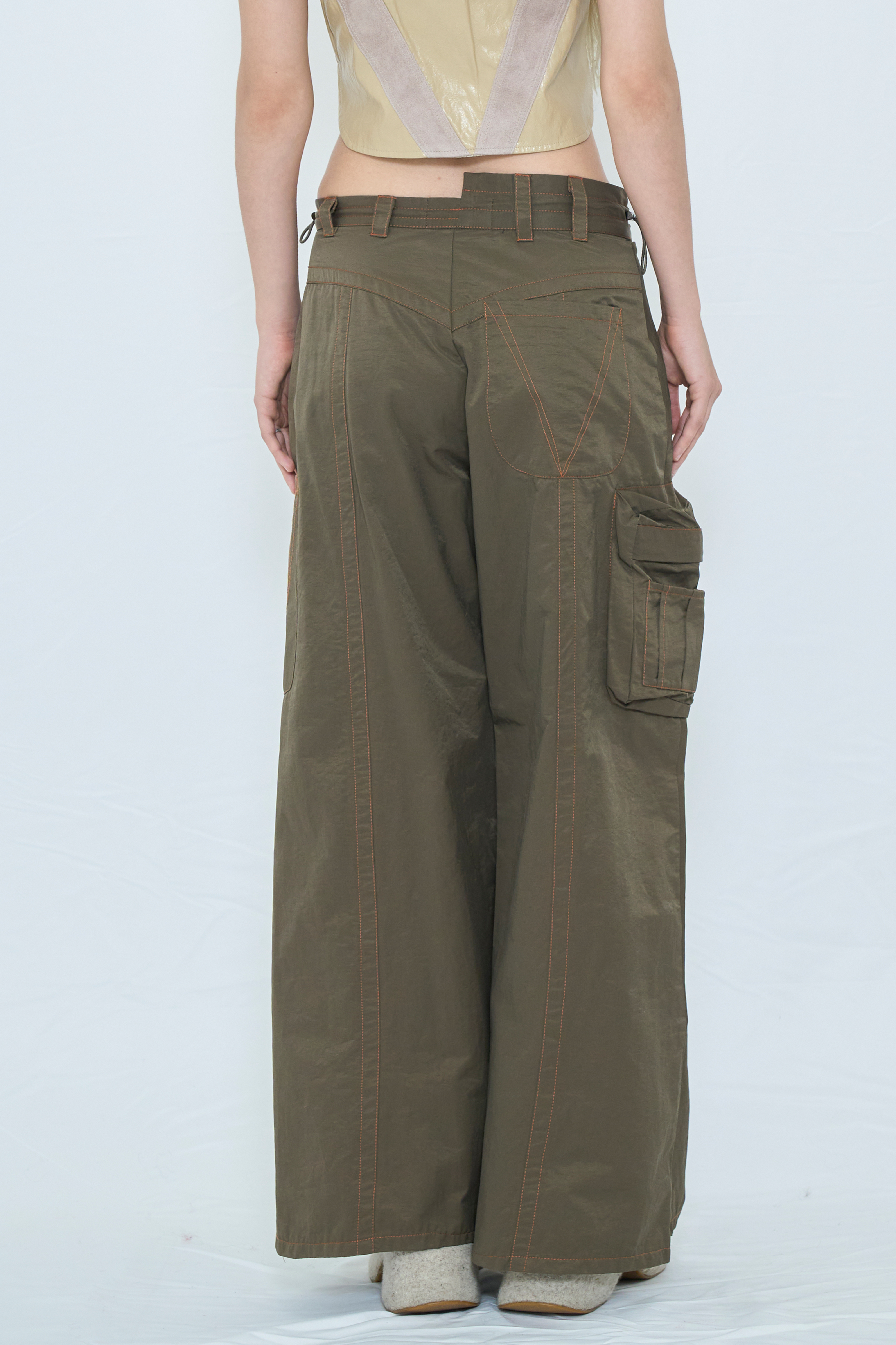 COLOR STITCH BAGGY WIDE PANTS / KHAKI