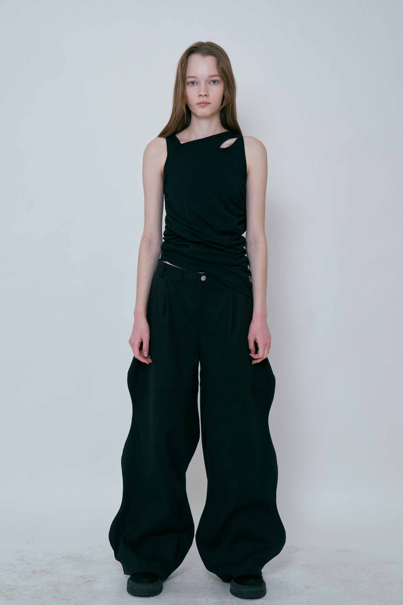 WAVY SLACKS PANTS / BLACK