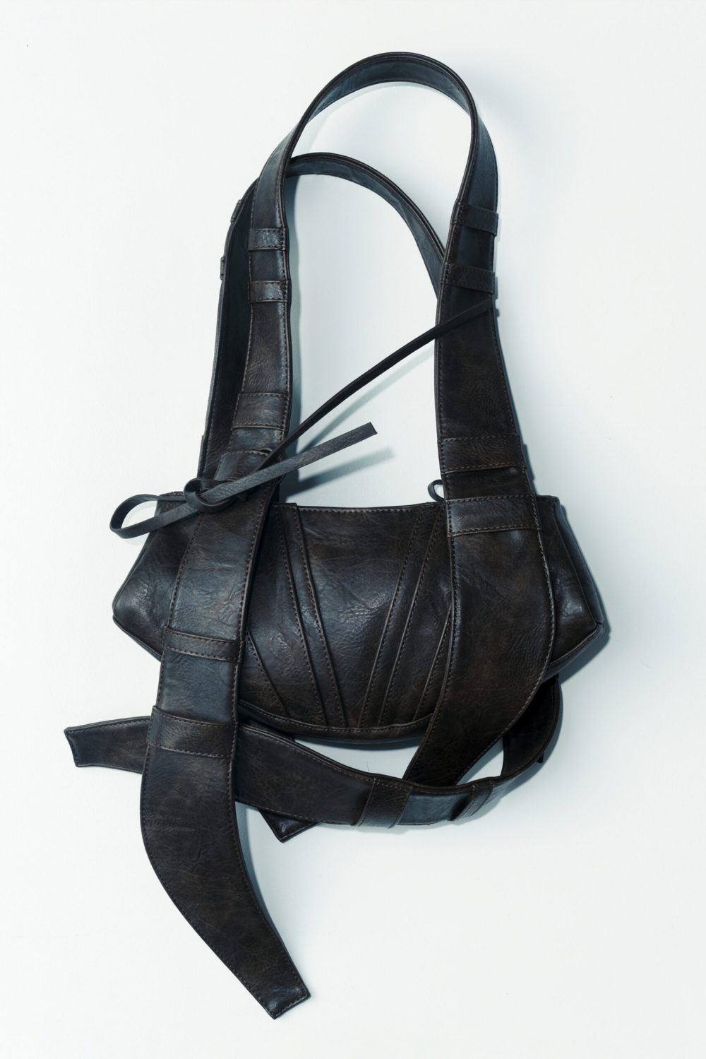STRINGS MULTI BAG / DARK BROWN – VIAVANDA