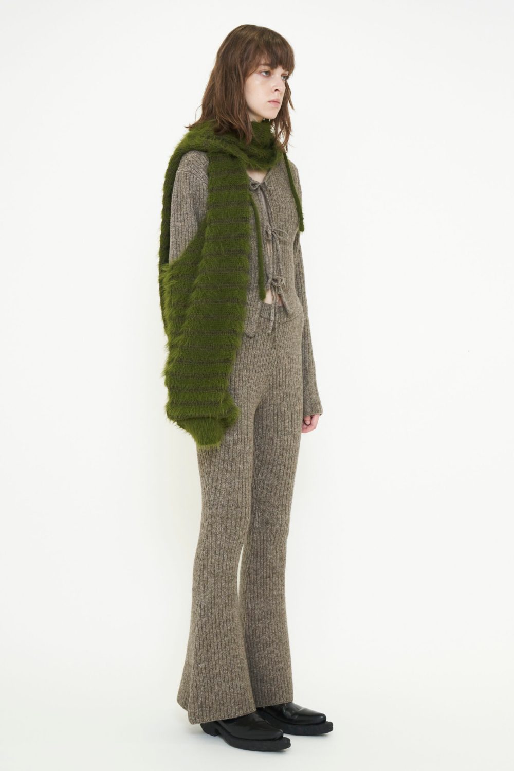 2WAY HOODED MUFFLER KNIT / KHAKI – VIAVANDA