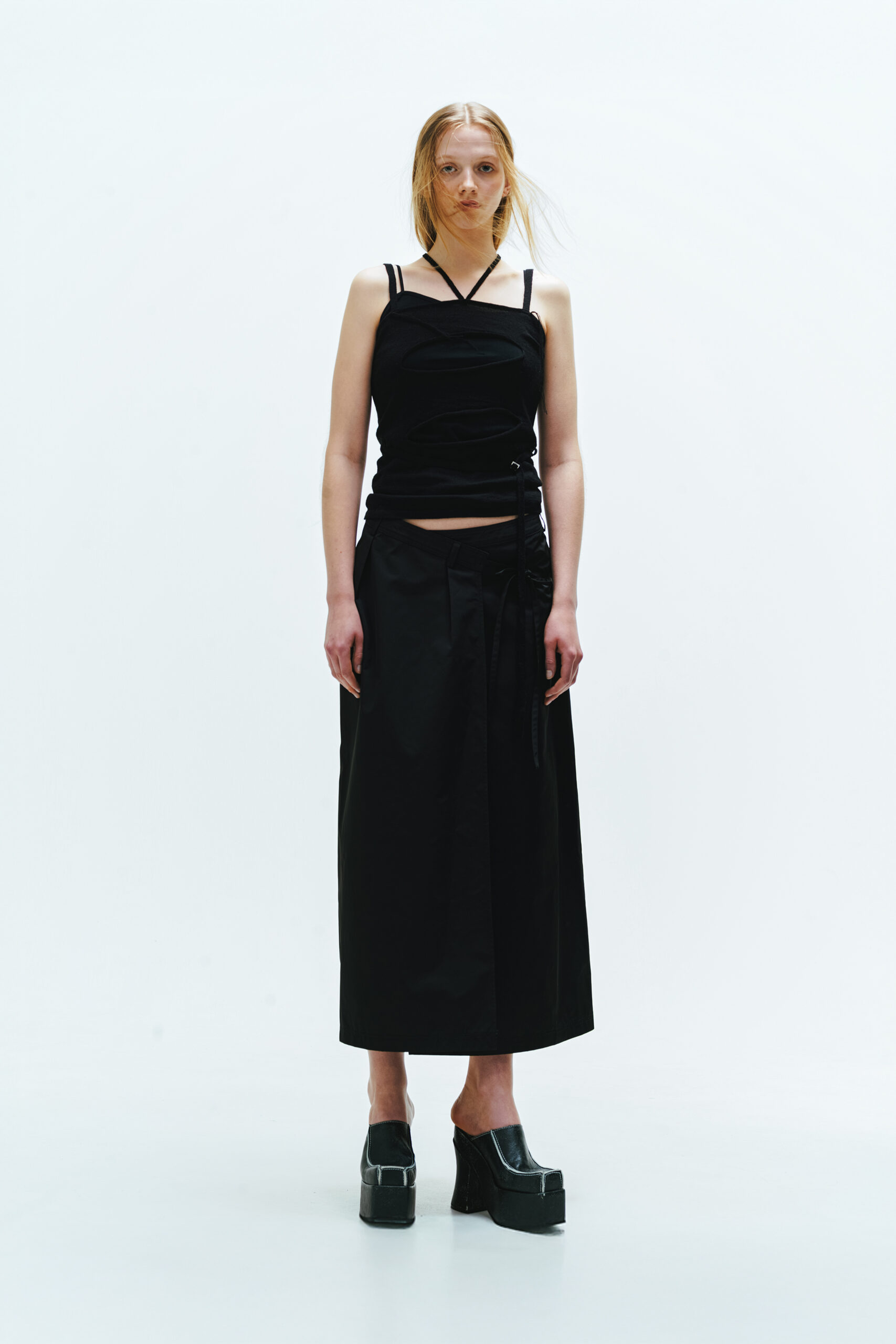 WRAP MAXI SKIRT / BLACK