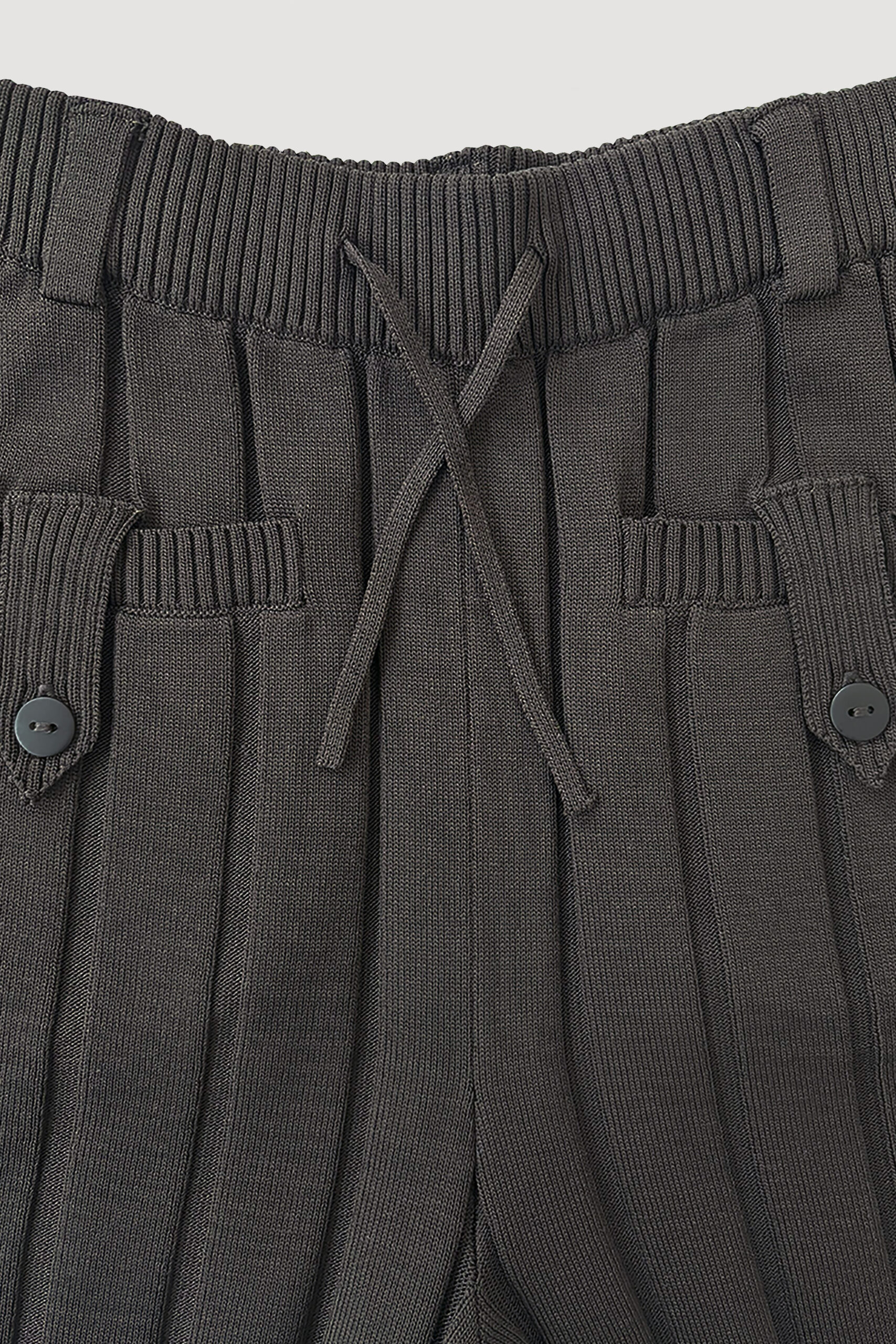 SMOOTH KNIT SHORT PANTS / CHARCOAL