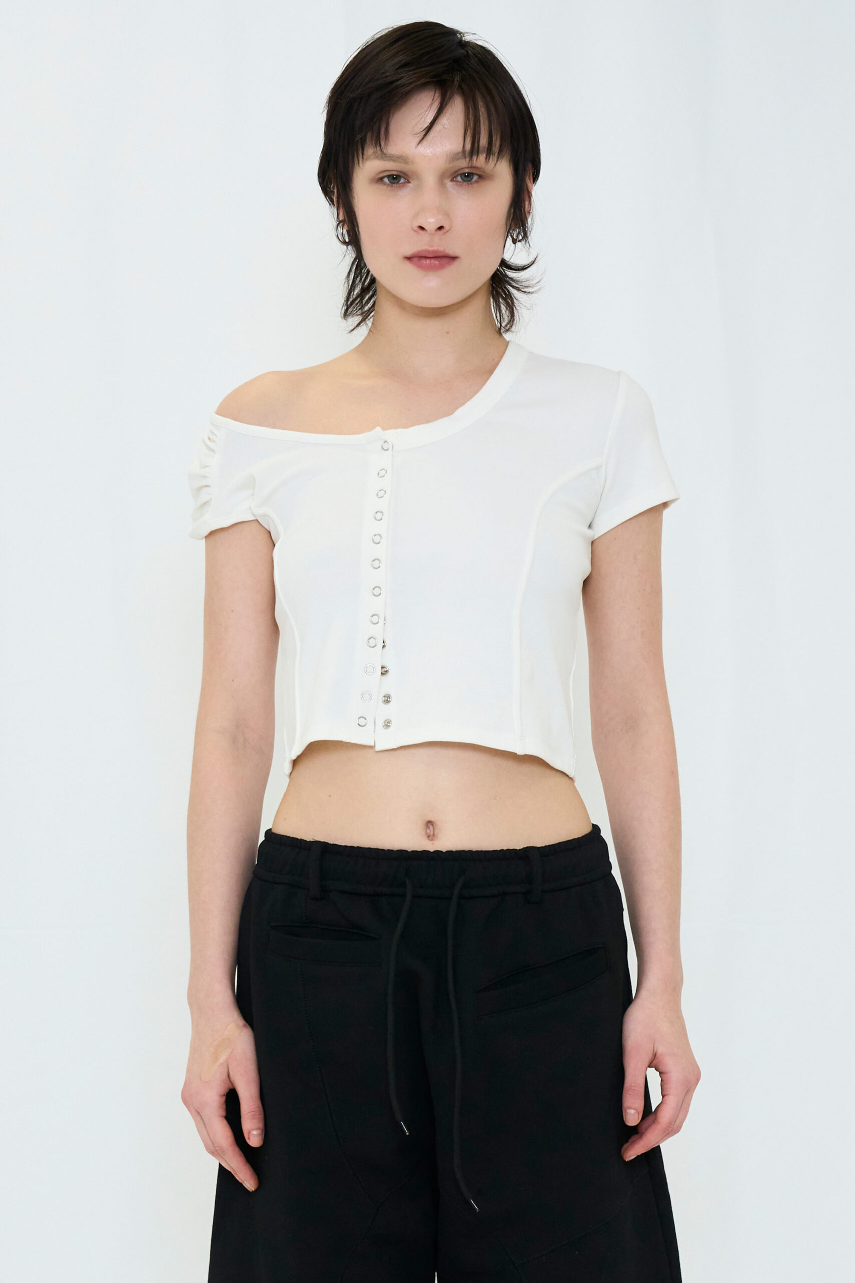 【POP UP】ASYMMETRIC MINI TOP / WHITE