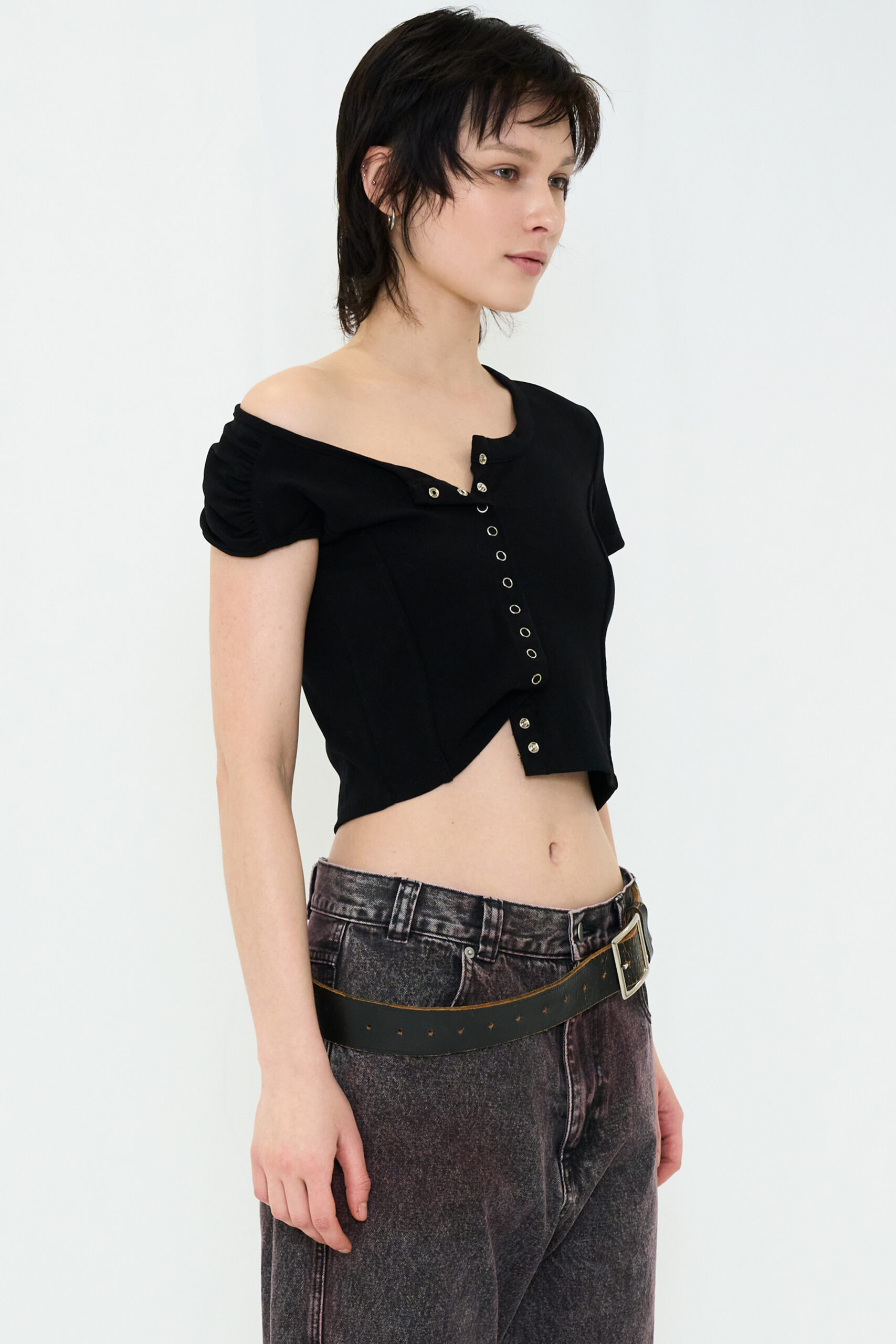 【POP UP】ASYMMETRIC MINI TOP / BLACK