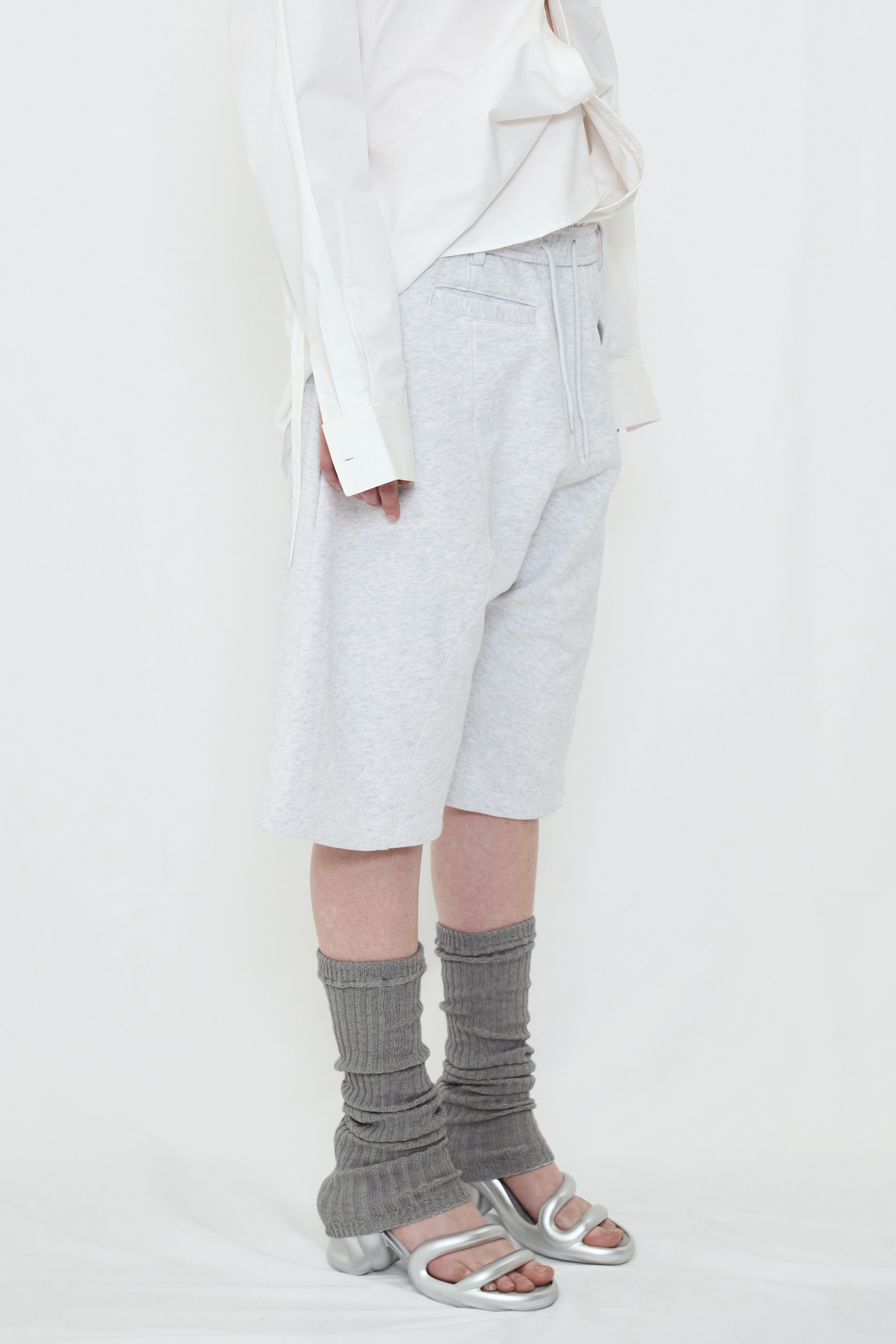DISTORTION HALF SWEATPANTS / LIGHT GRAY