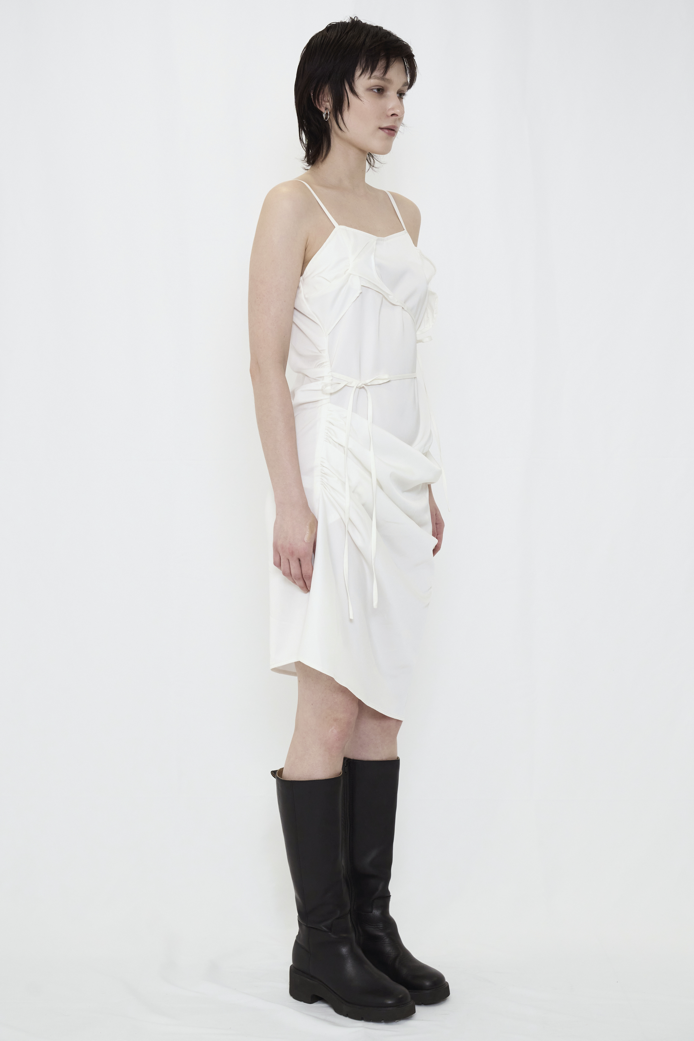 SATIN CAMISOLE DRESS / WHITE