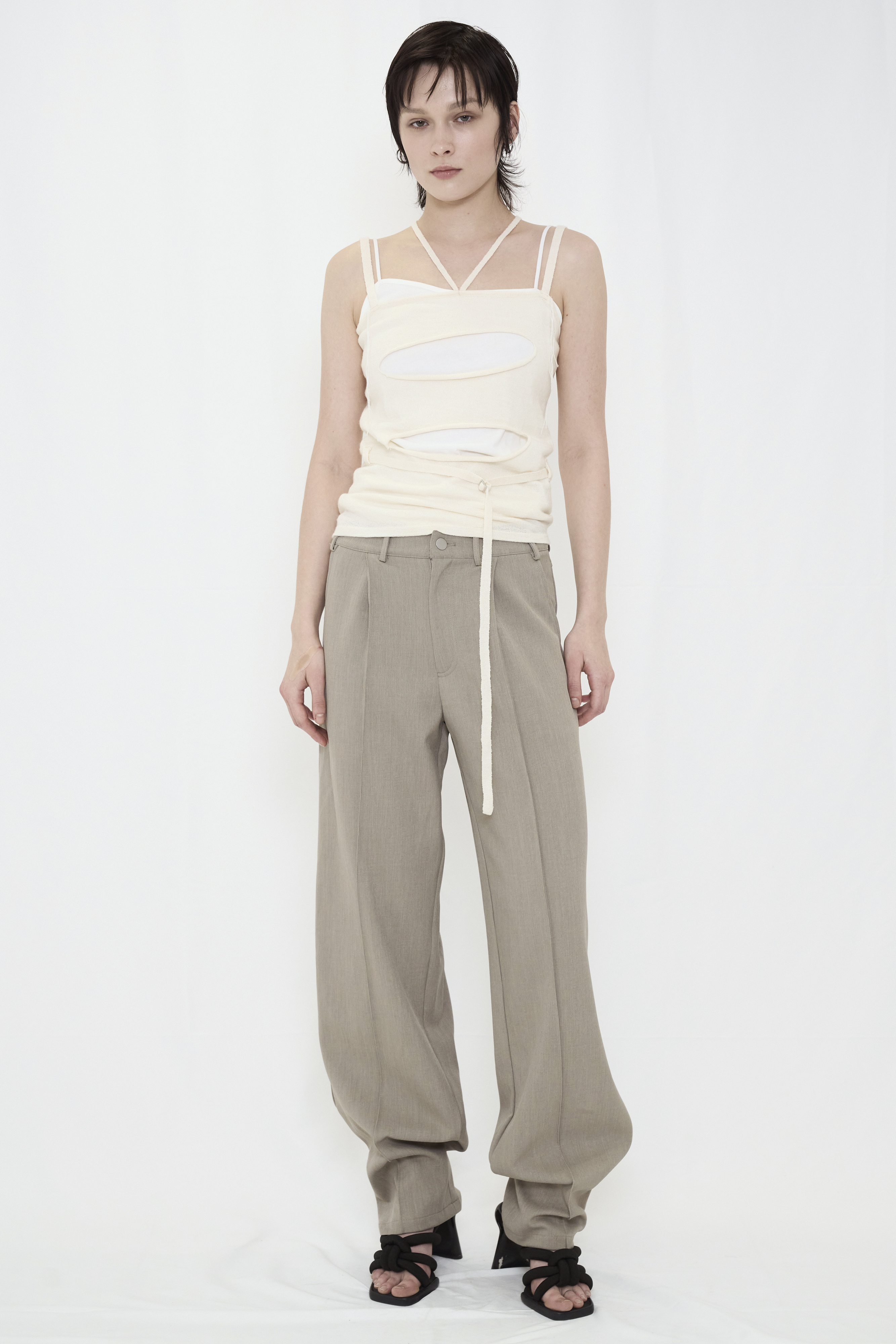 LOOSE TAPERED SLACKS / GRAY