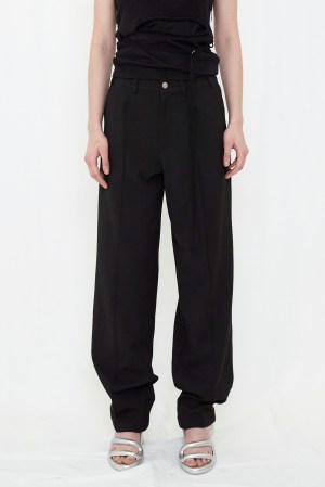 LOOSE TAPERED SLACKS / BLACK