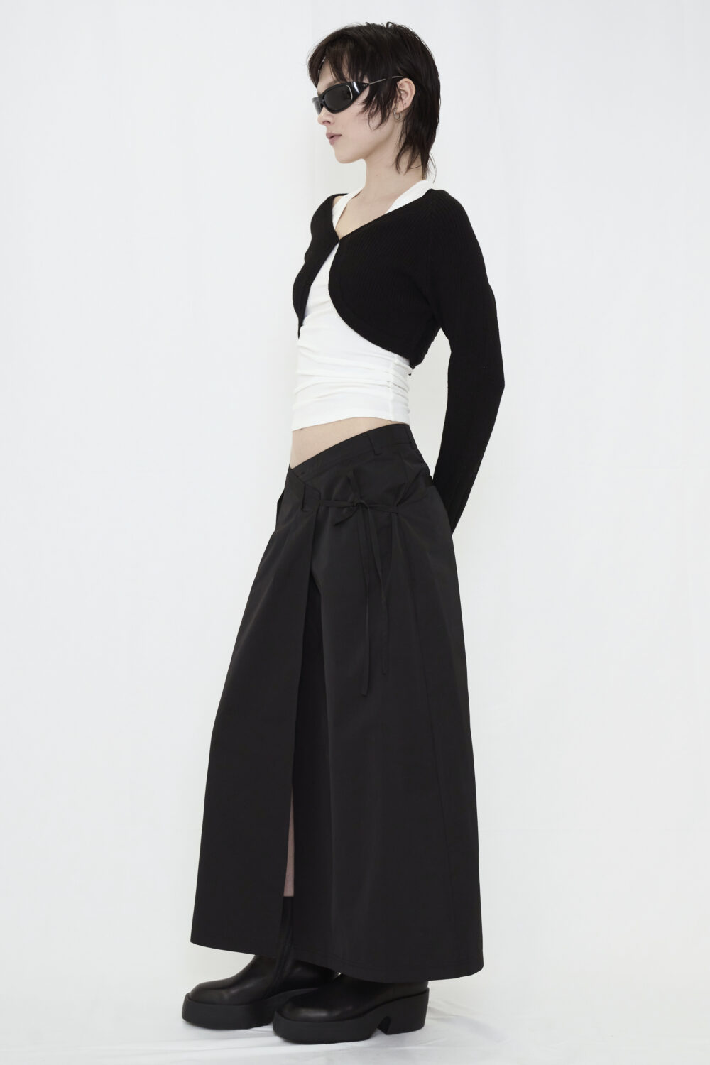 スカート VIAVANDA STRINGS WRAP SKIRT BLACK WRAP MAXI SKIRT / BLACK – VIAVANDA