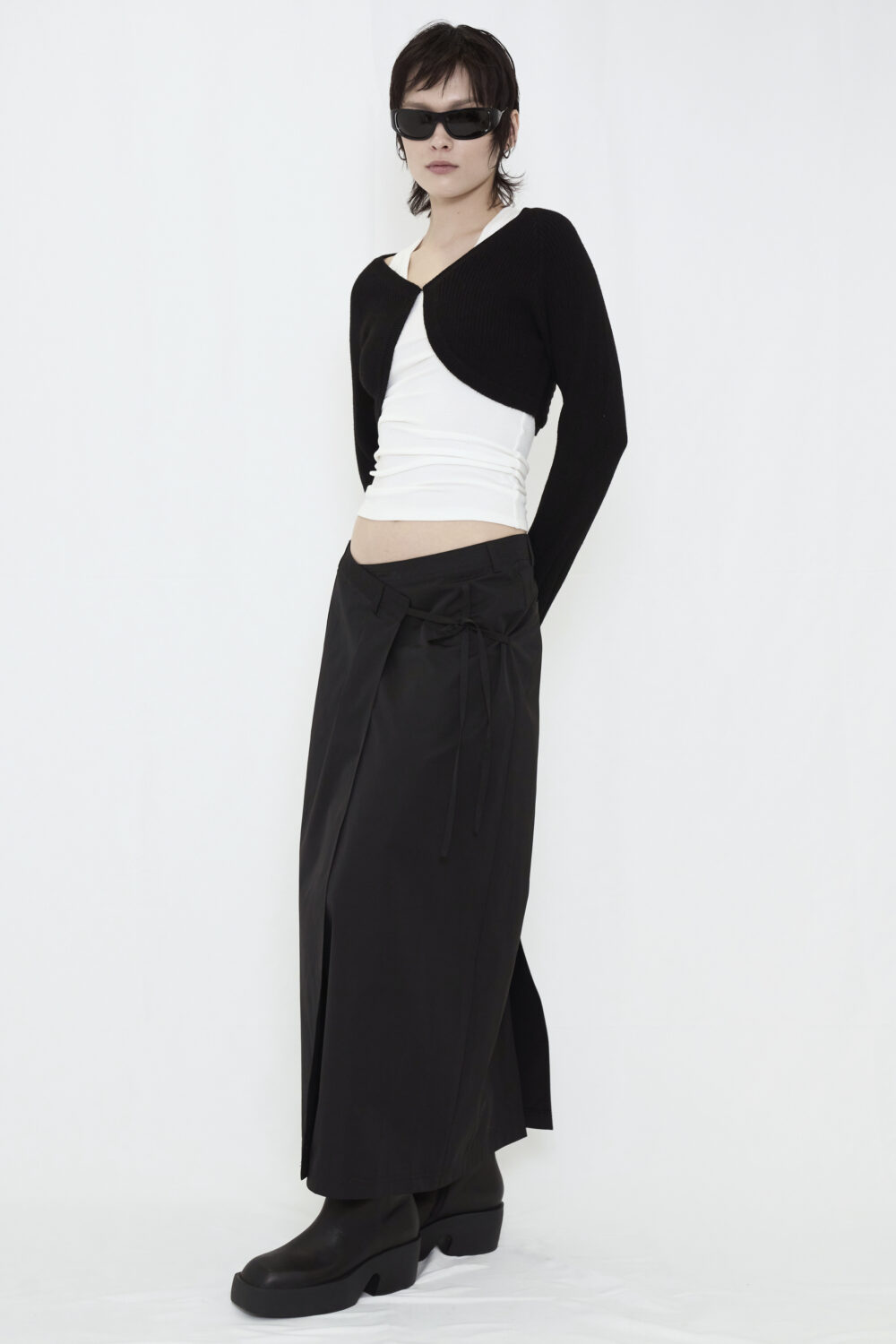 WRAP MAXI SKIRT / BLACK – VIAVANDA