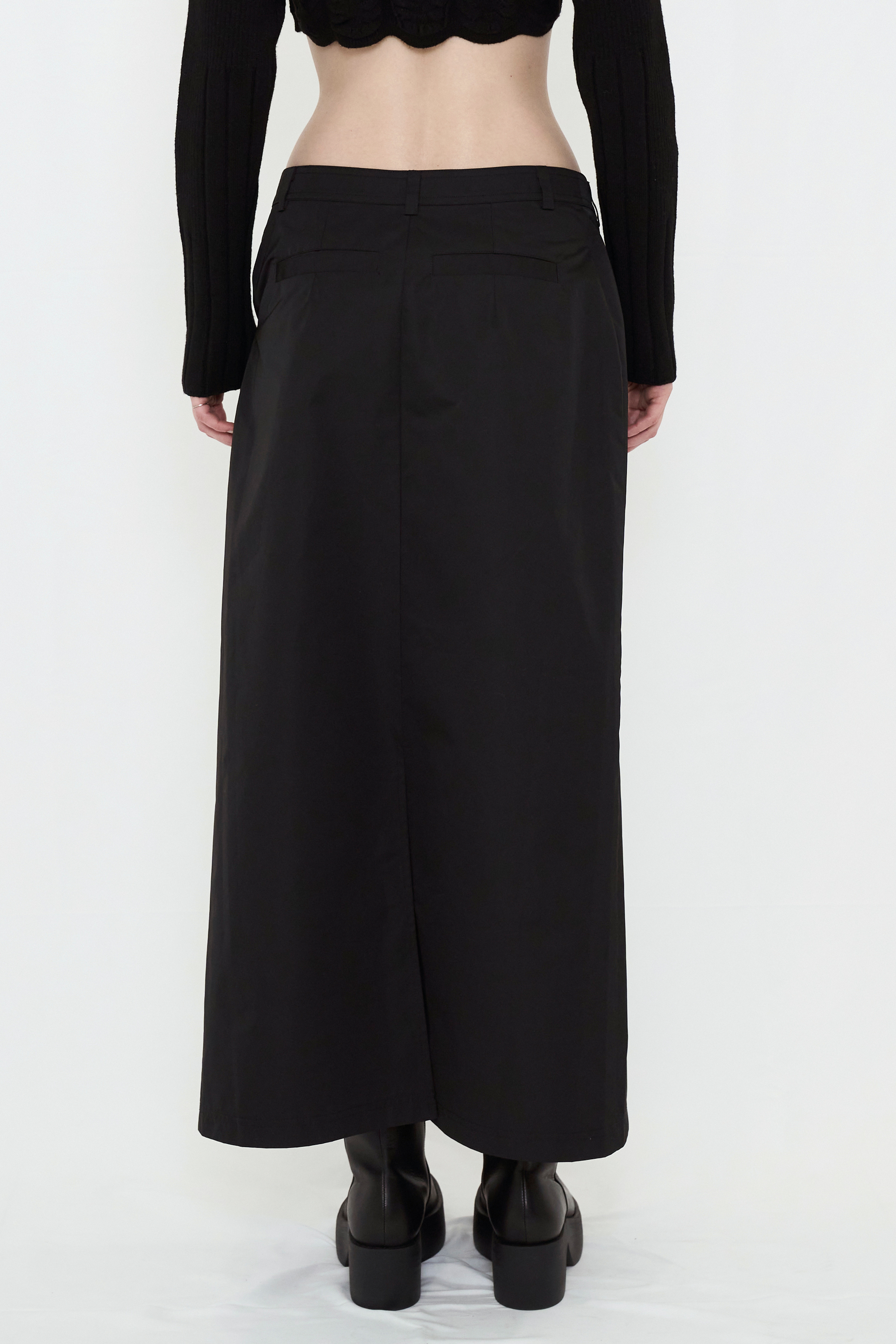 WRAP MAXI SKIRT / BLACK