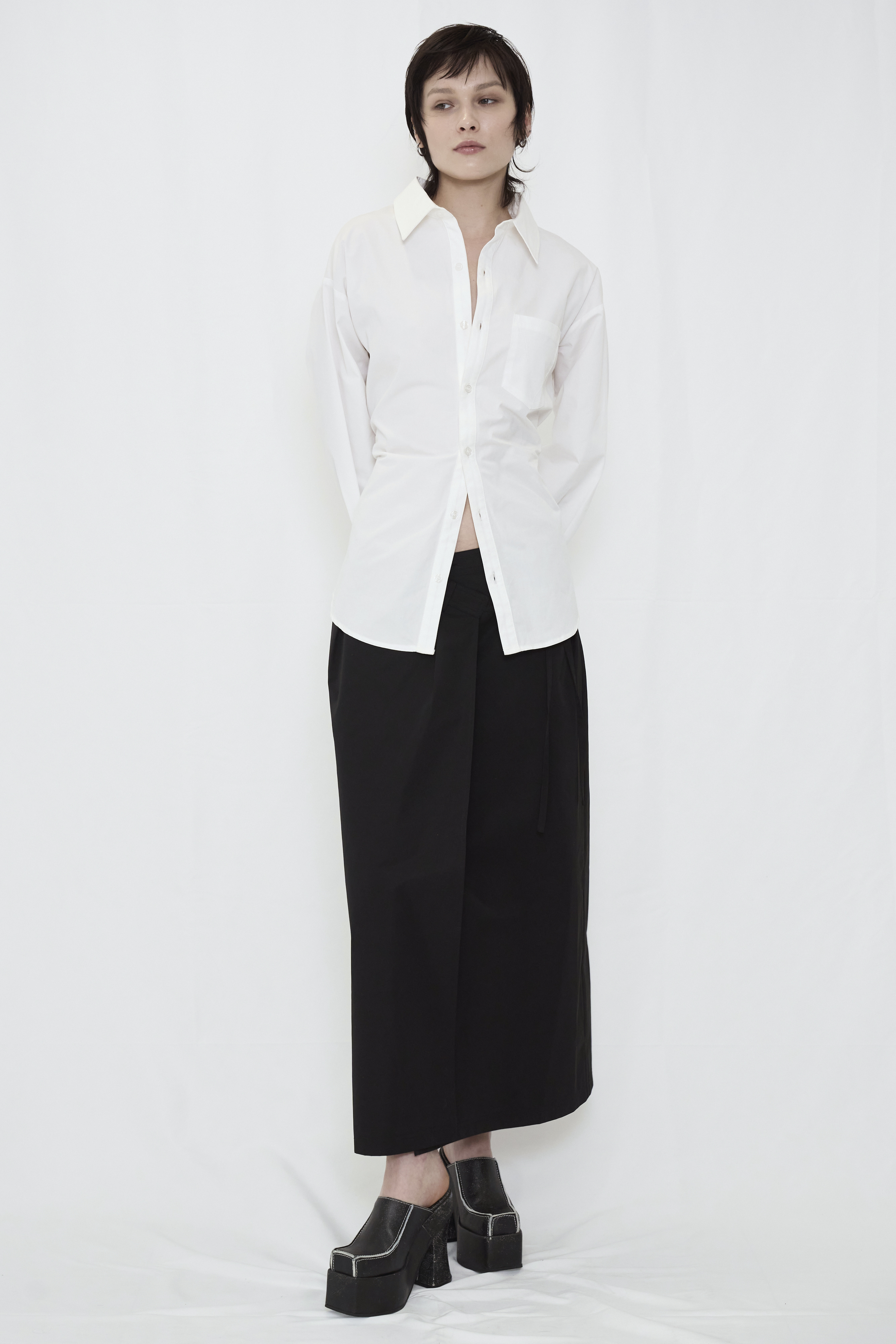 WRAP MAXI SKIRT / BLACK