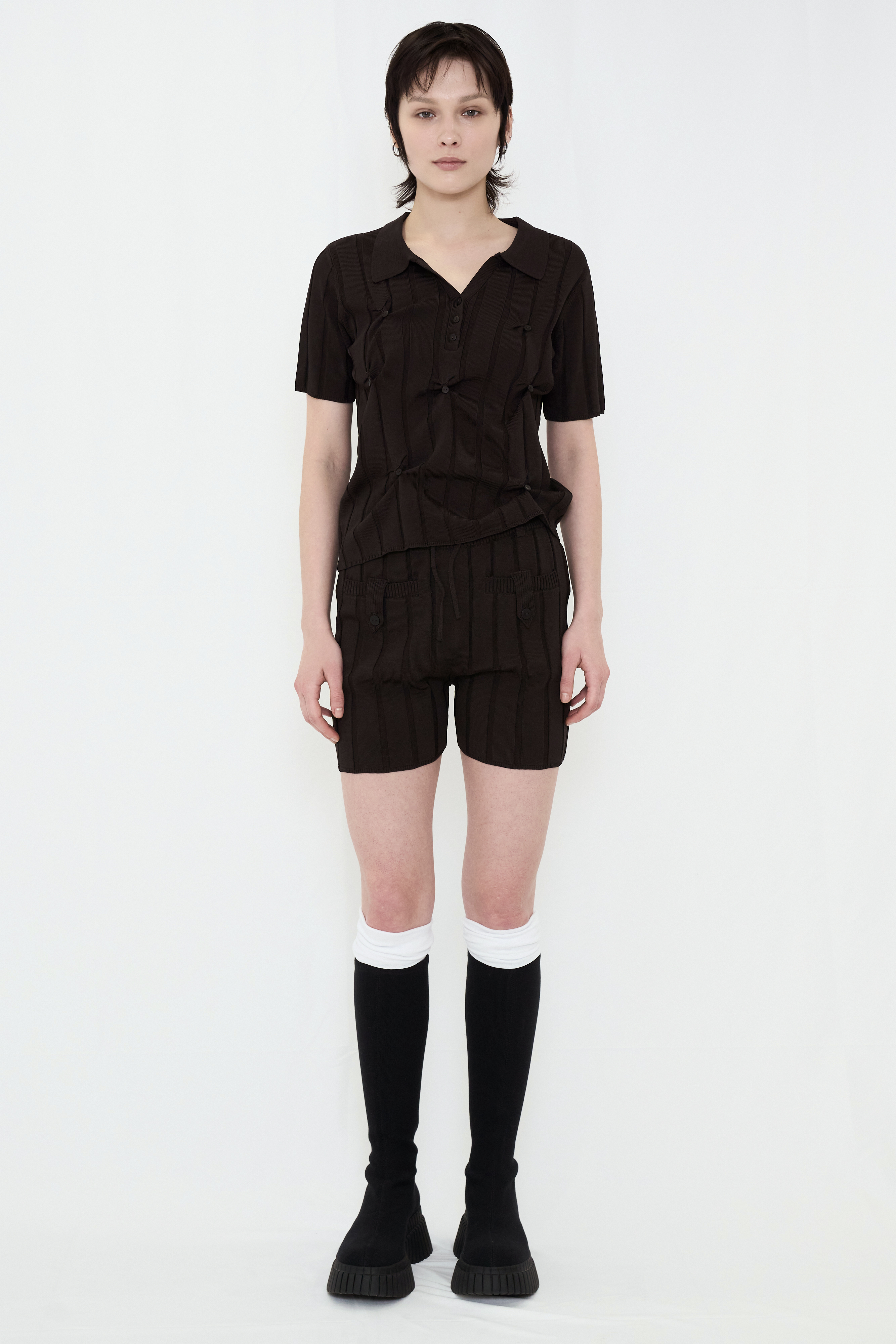 SMOOTH KNIT SHORT PANTS / CHARCOAL