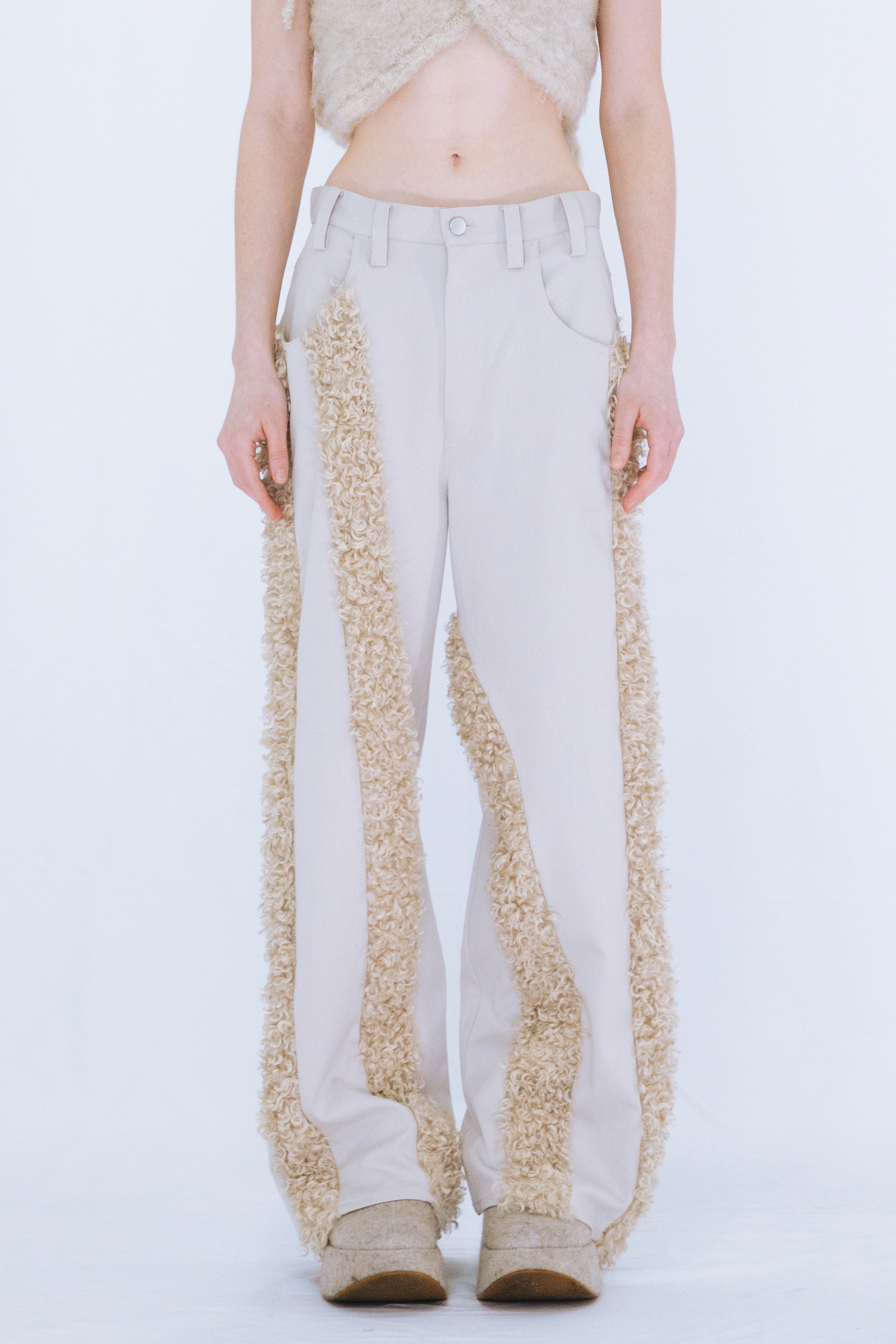 FUR STRAIGHT PANTS / BEIGE
