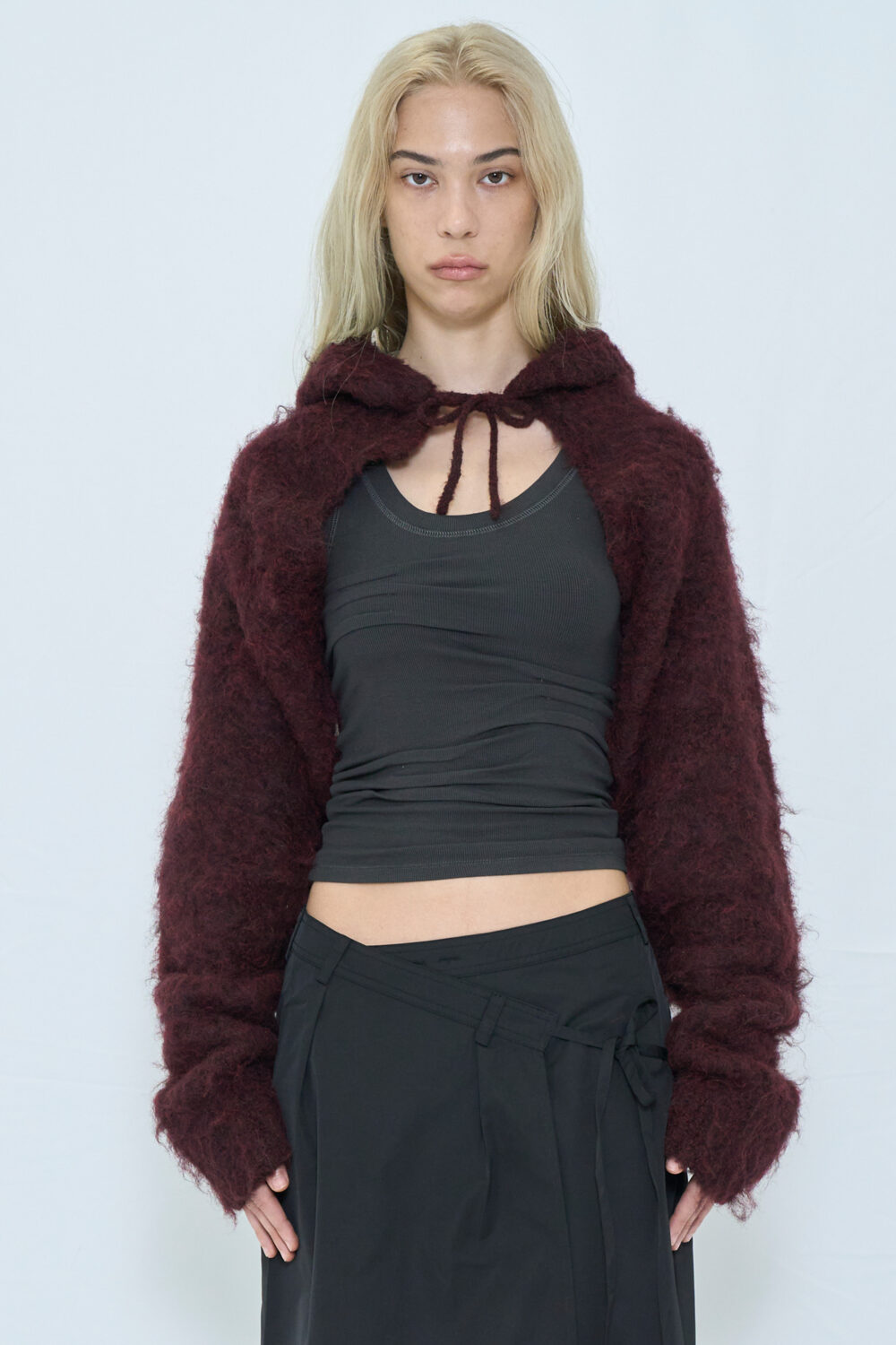 2WAY HOODED MUFFLER KNIT / RED – VIAVANDA