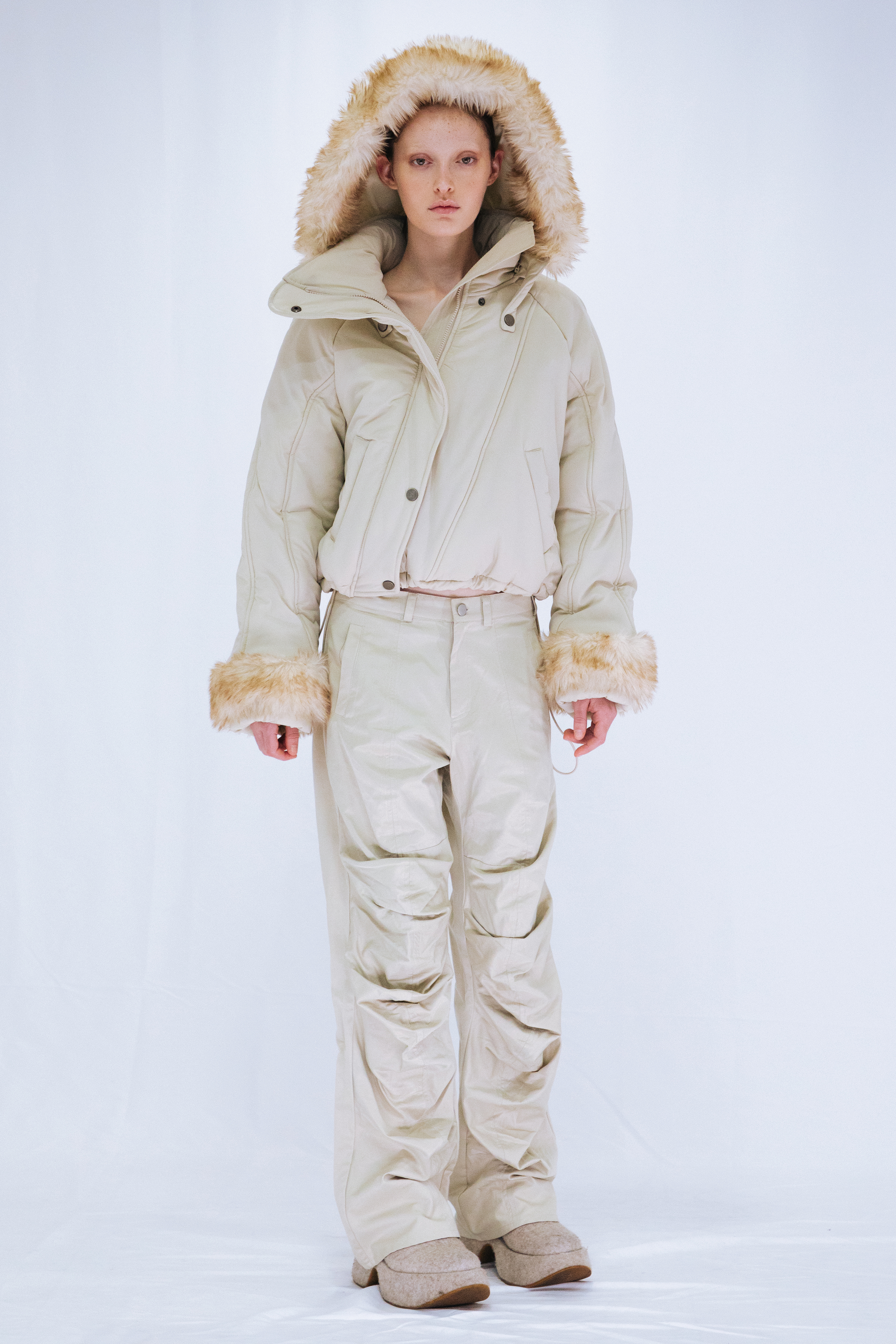 WAVE TROUSERS / BEIGE