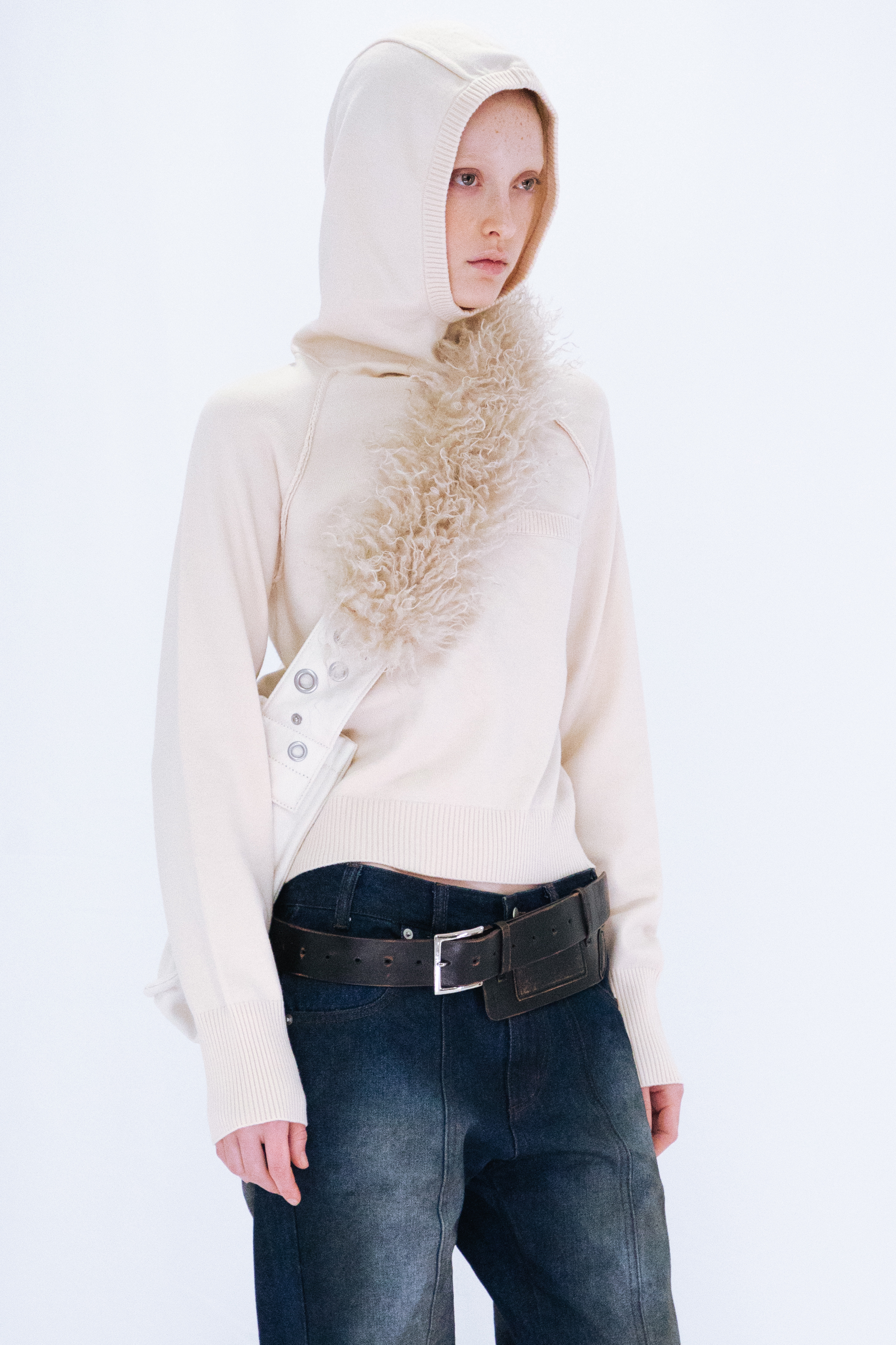 GATHER SHOULDER BAG / IVORY