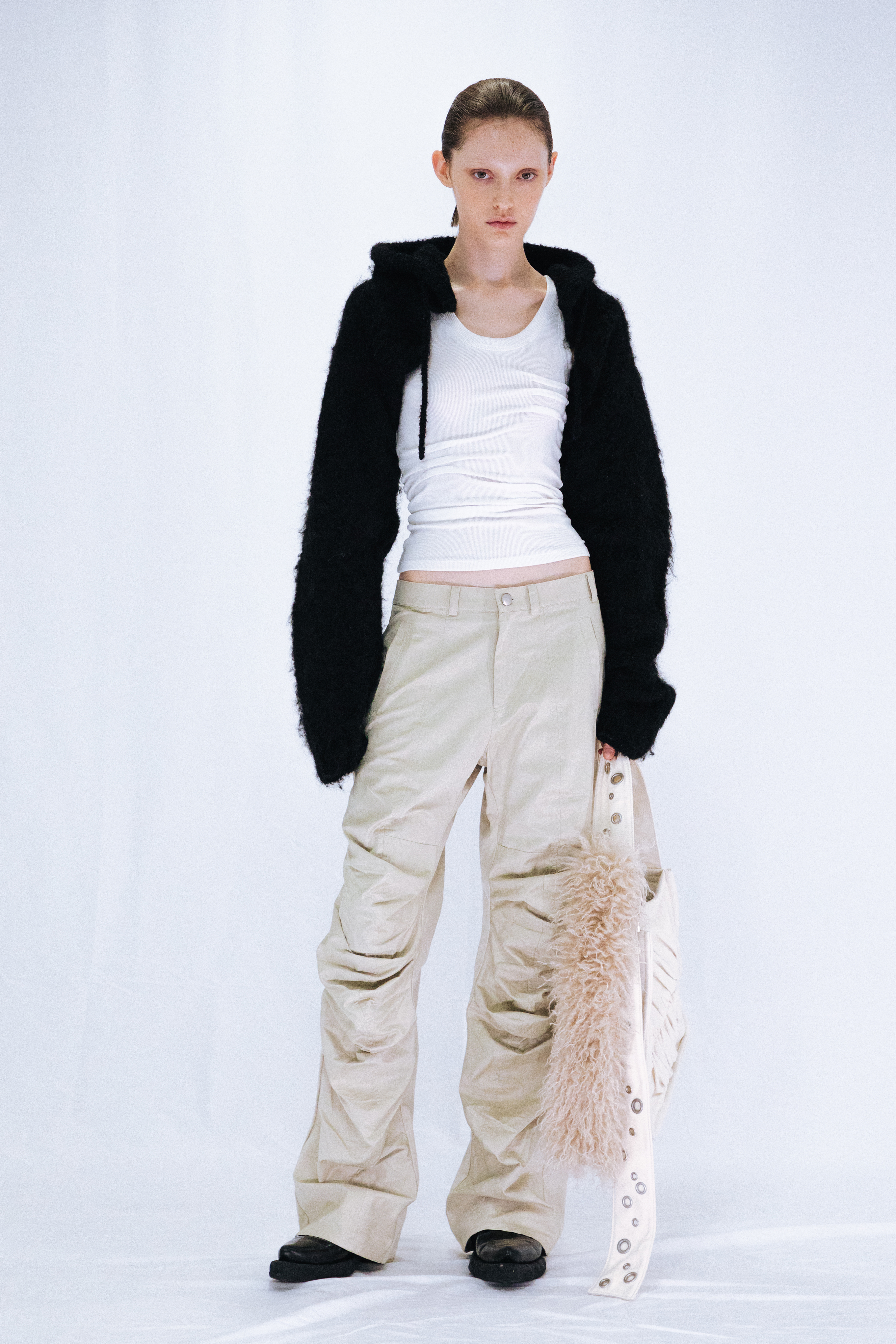 GATHER SHOULDER BAG / IVORY