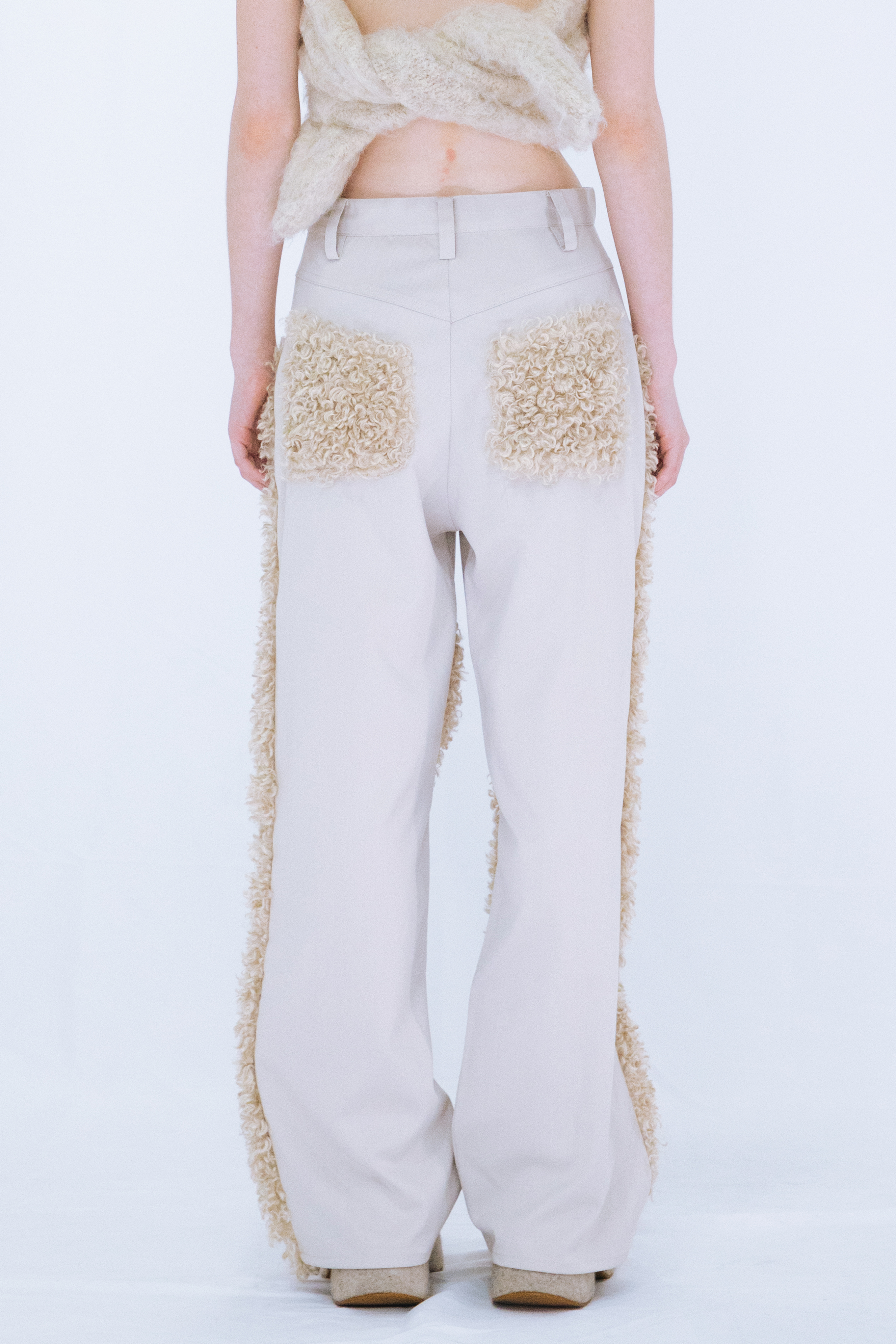 FUR STRAIGHT PANTS / BEIGE