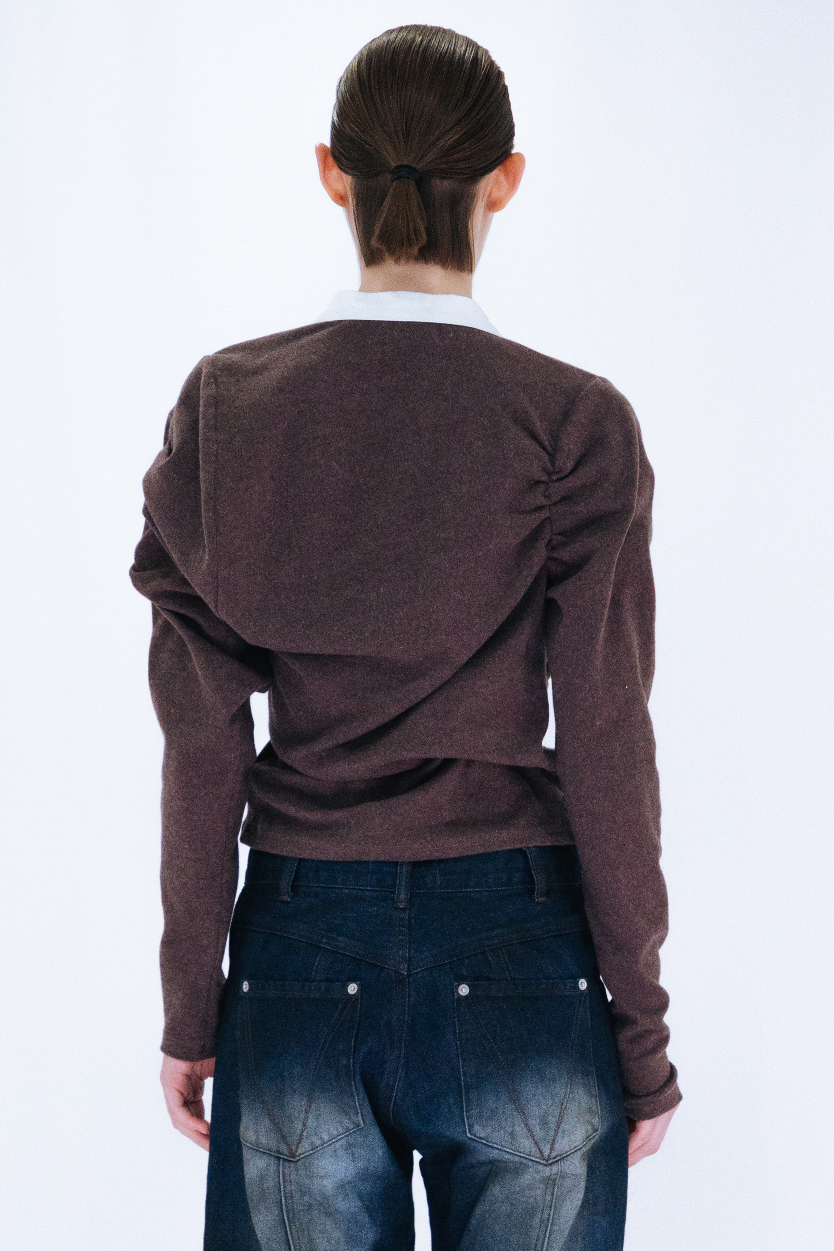 ASYMMETRIC POLO SHIRT / BROWN