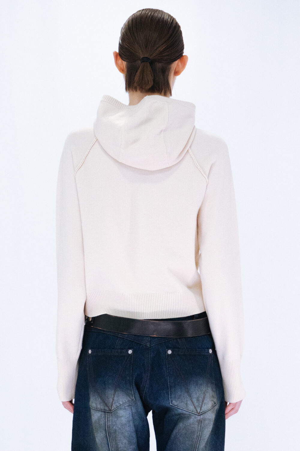KNIT HOODIE TOP / IVORY – VIAVANDA
