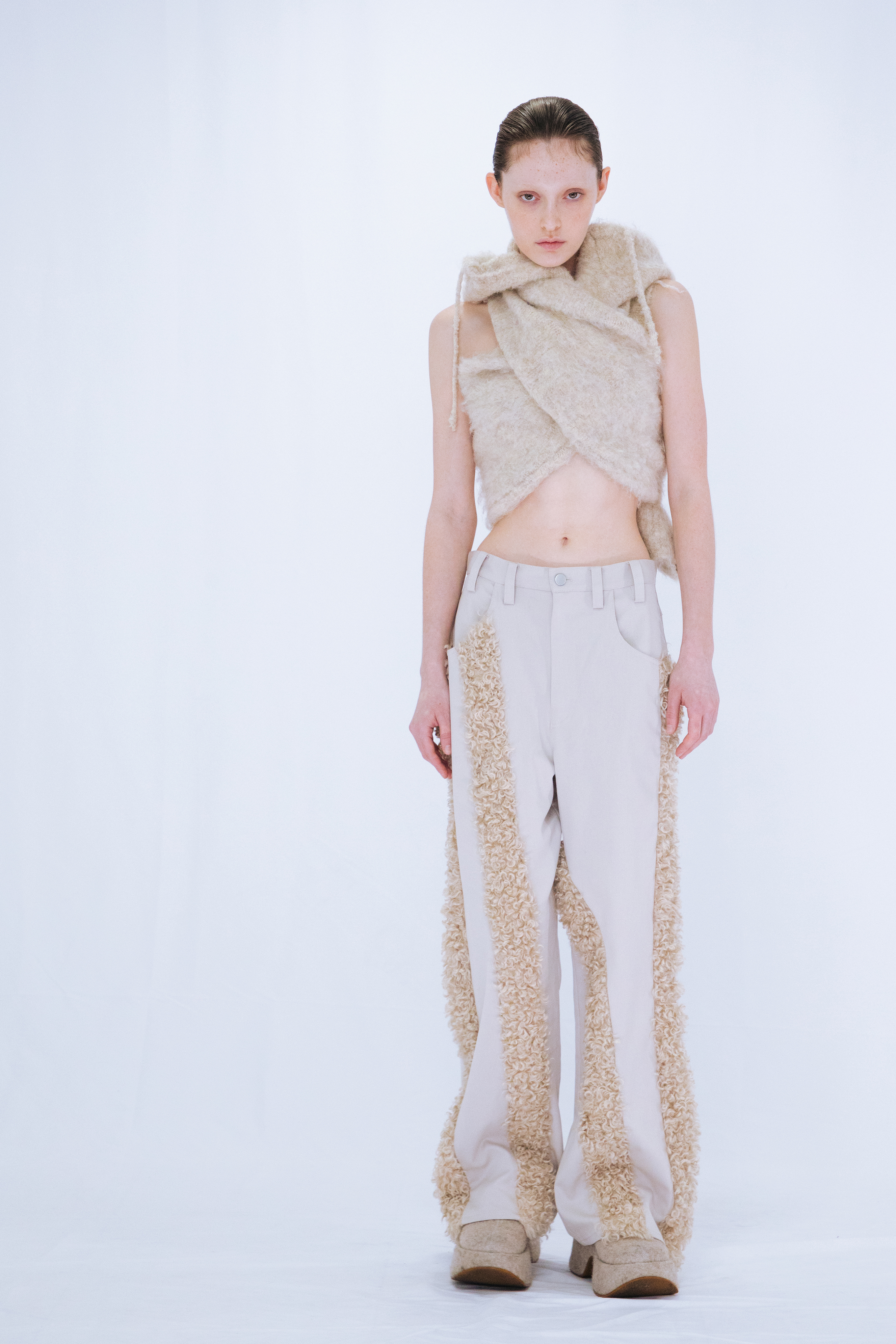 FUR STRAIGHT PANTS / BEIGE