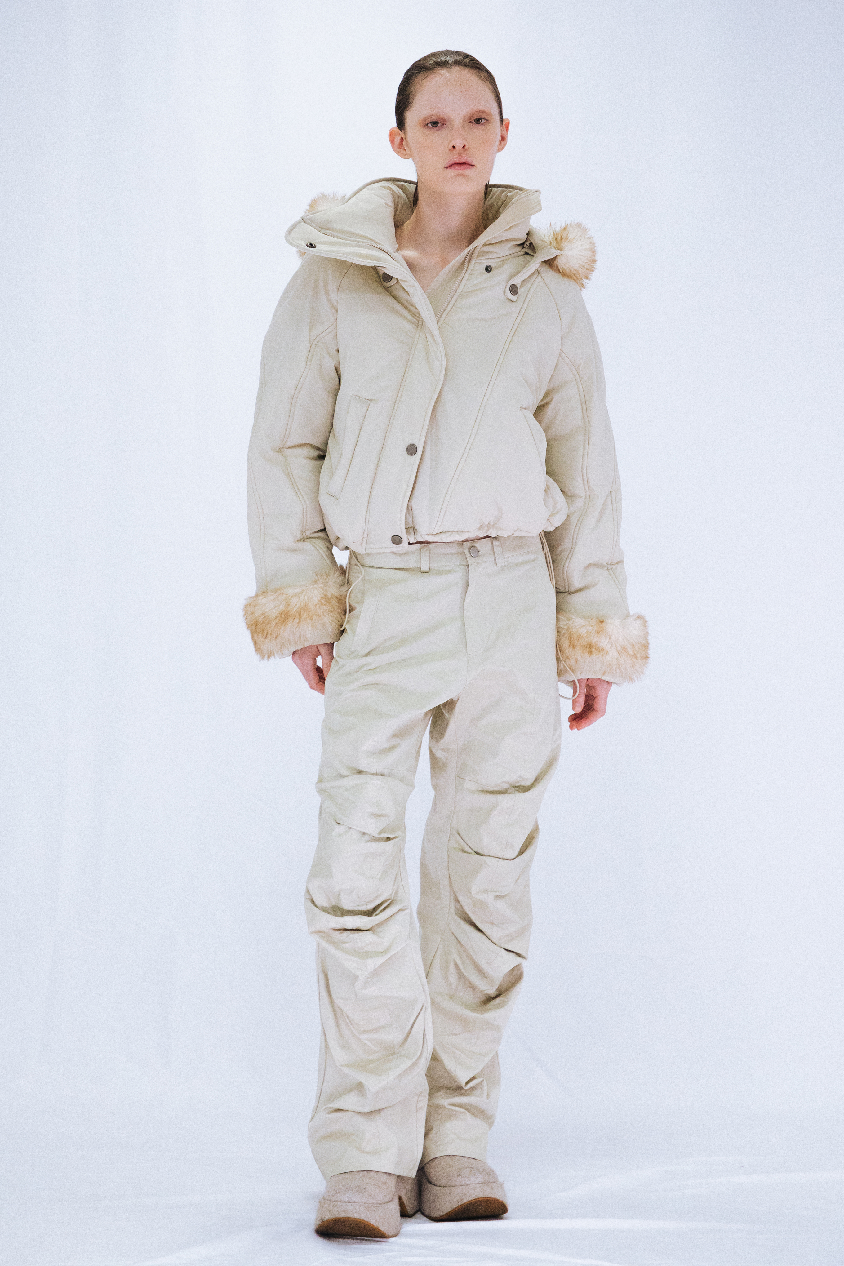 WAVE TROUSERS / BEIGE