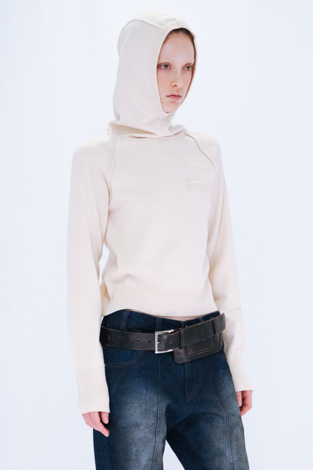 KNIT HOODIE TOP / IVORY – VIAVANDA