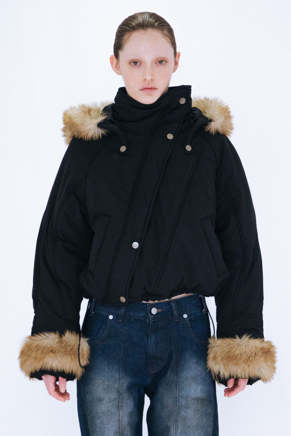 FUR HOODED PADDING JACKET / BLACK – VIAVANDA