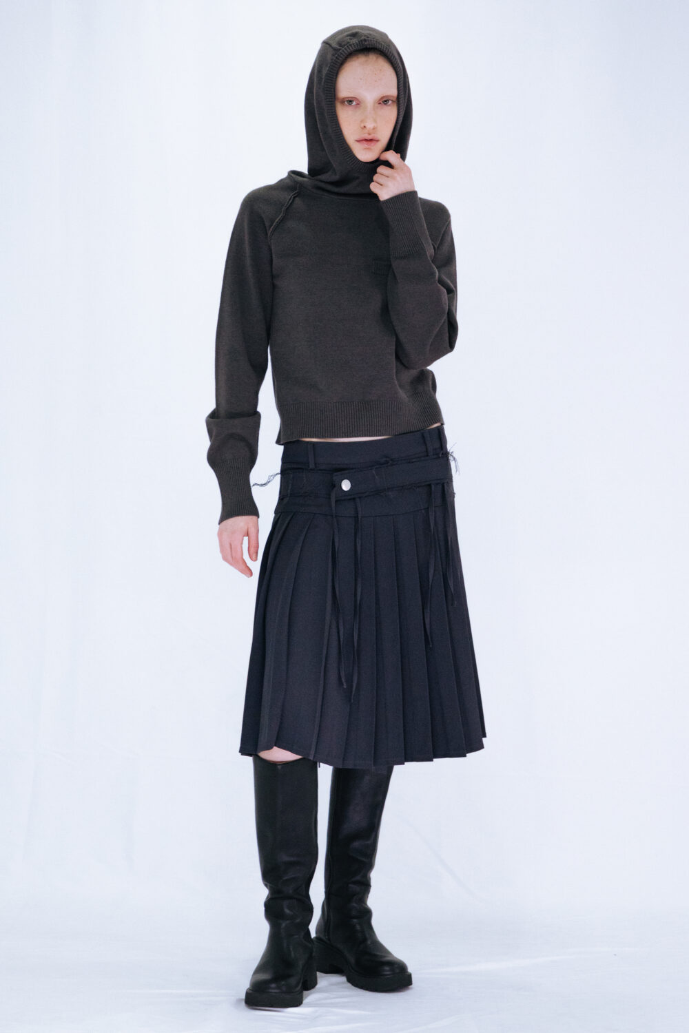 スカート VIAVANDA PLEATED MIDI SKIRT / GRAY PLEATED MIDI SKIRT / GRAY – VIAVANDA