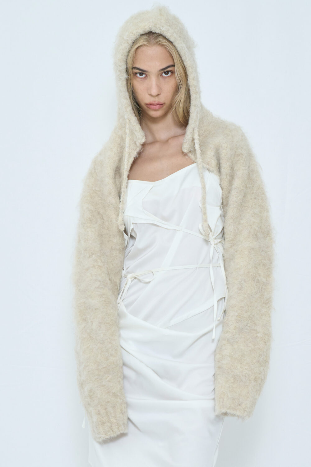 小物 viatvanda 2WAY HOODED MUFFLER KNIT 2WAY HOODED MUFFLER KNIT / IVORY – VIAVANDA