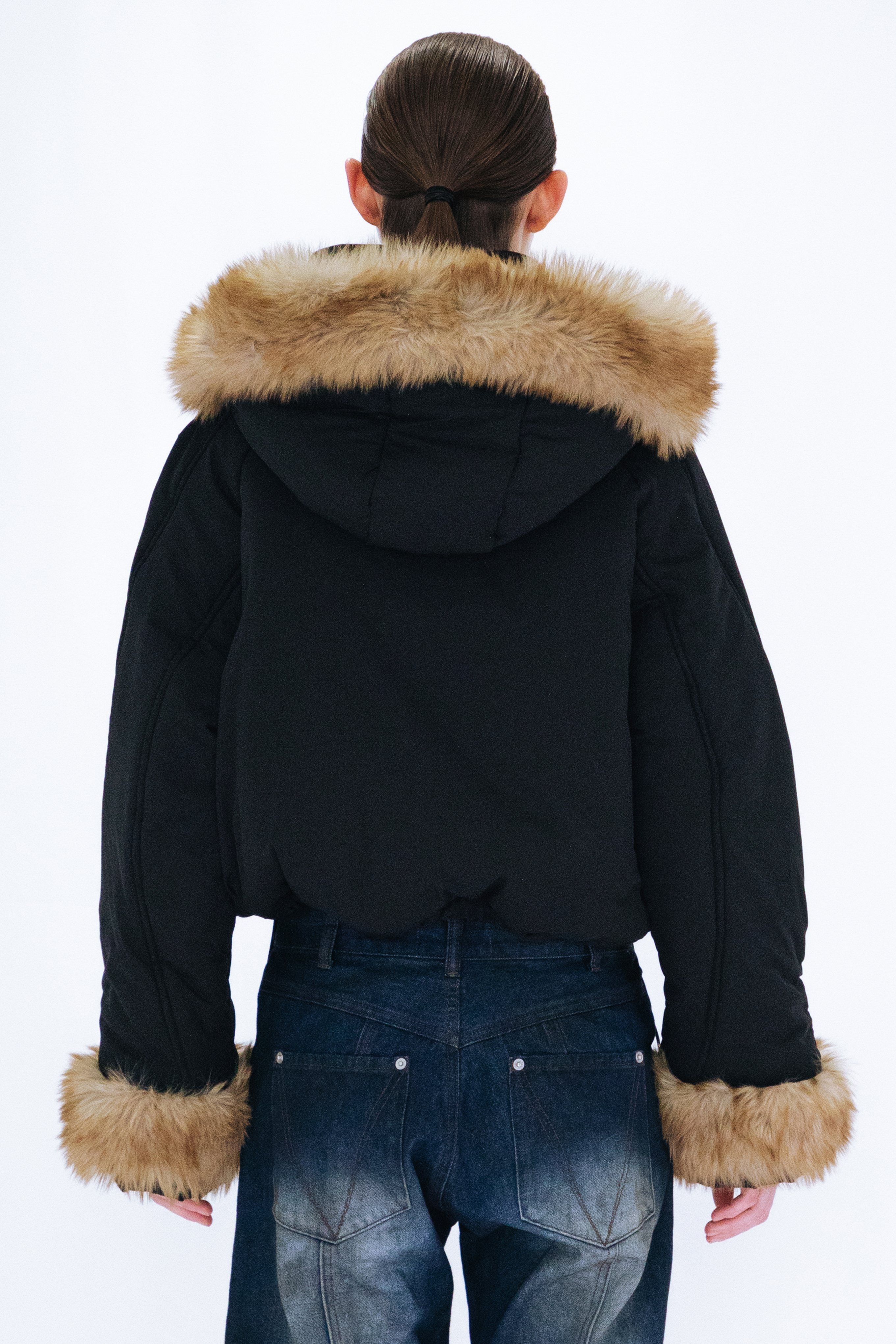 FUR HOODED PADDING JACKET / BLACK