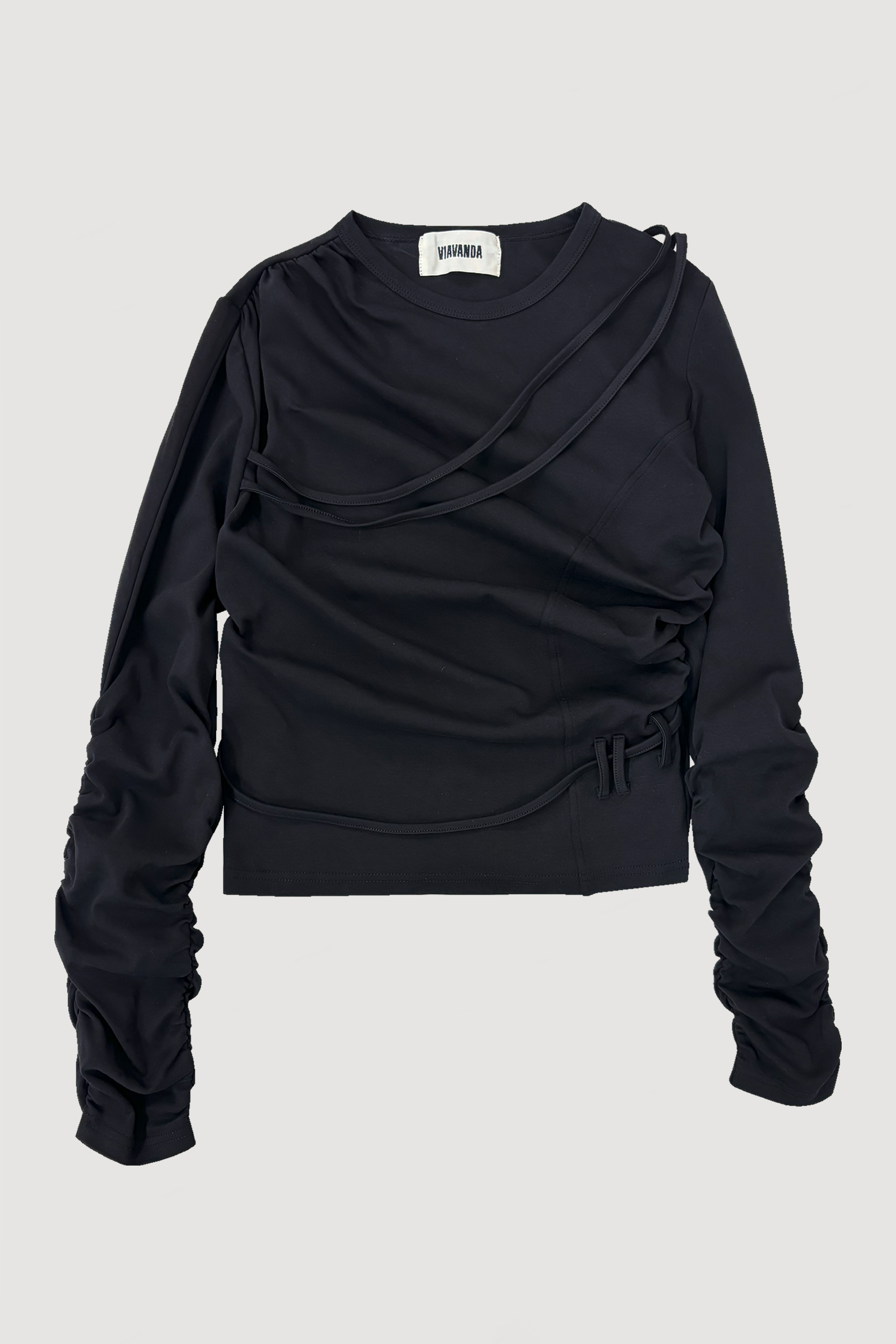 STRINGS LONG SLEEVE / BLACK