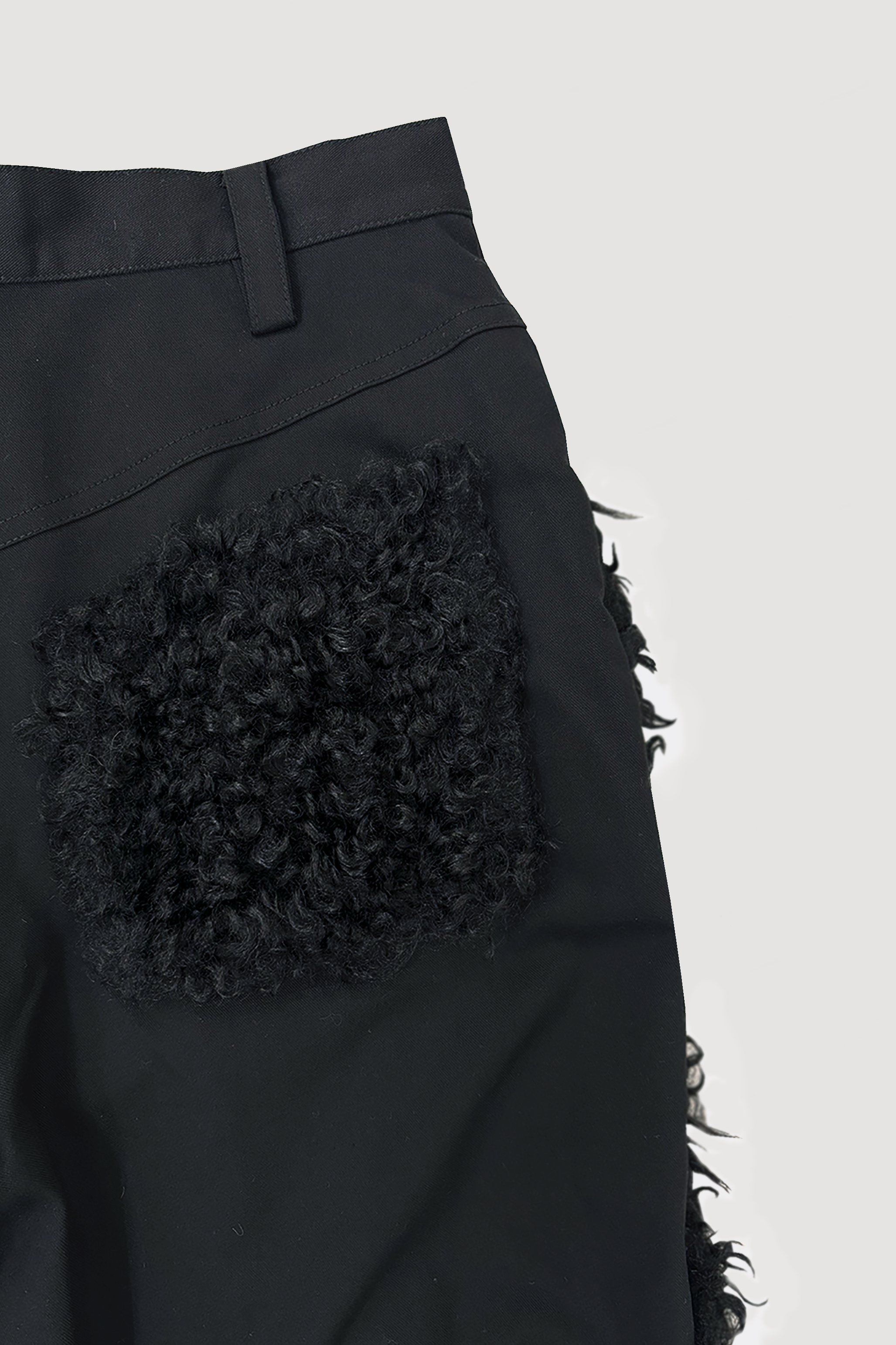 FUR STRAIGHT PANTS / BLACK