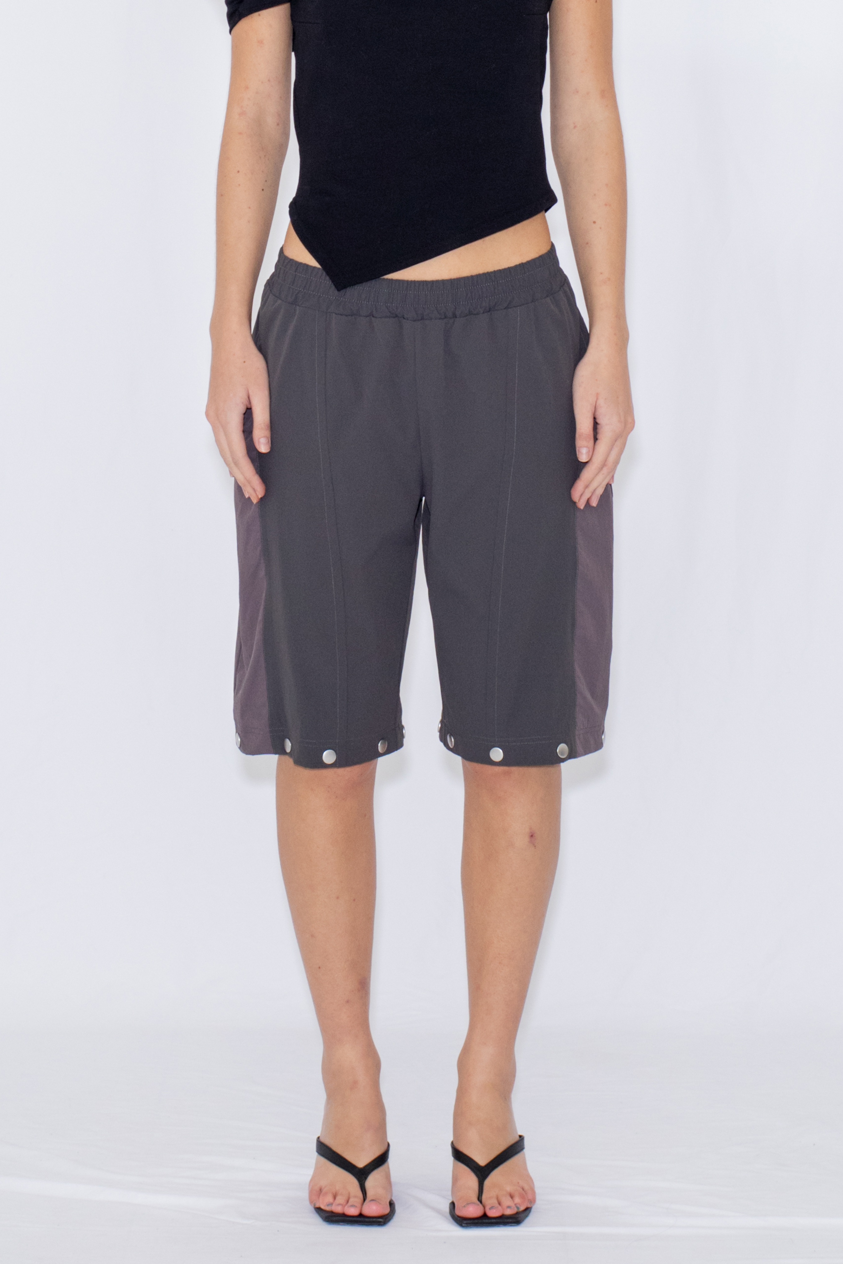 2WAY DEFORMED TRACK PANTS / CHARCOAL
