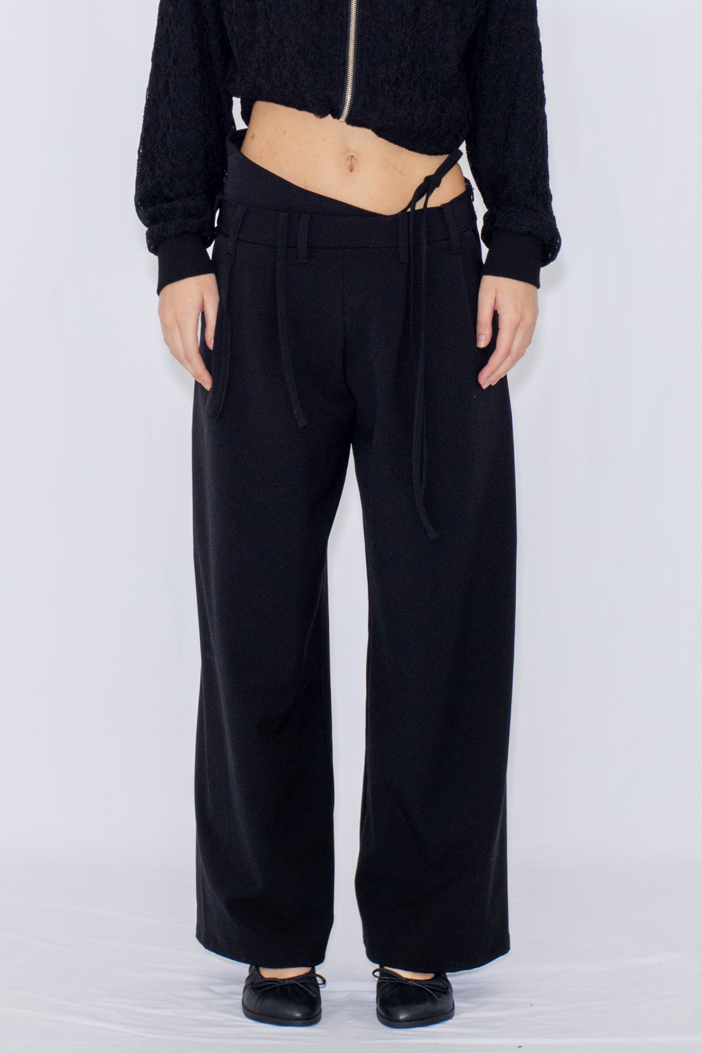 STRING WIDE TROUSERS / BLACK