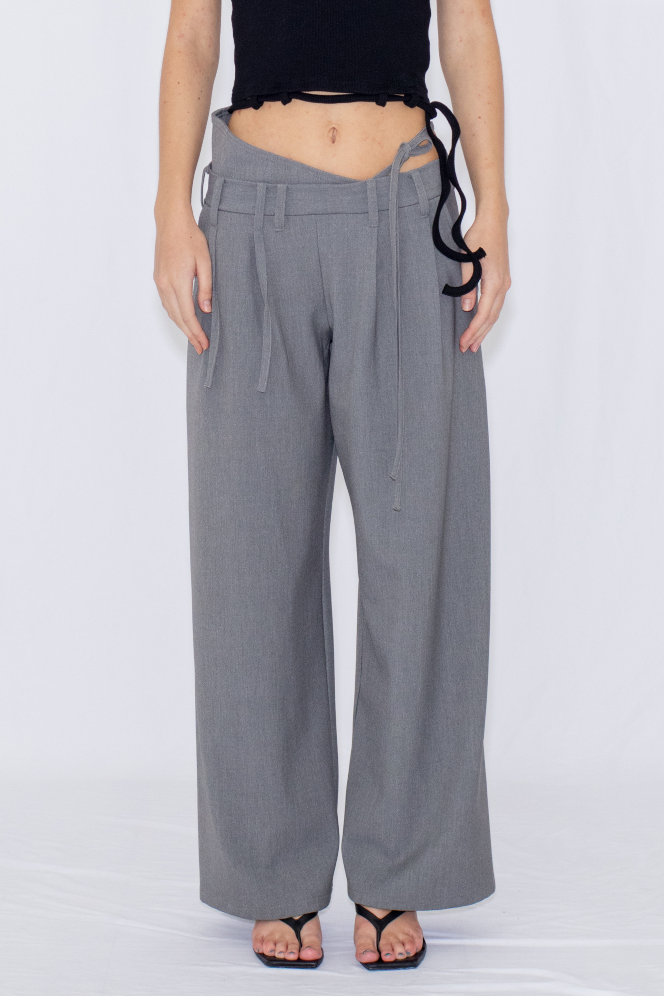 STRING WIDE TROUSERS / GRAY