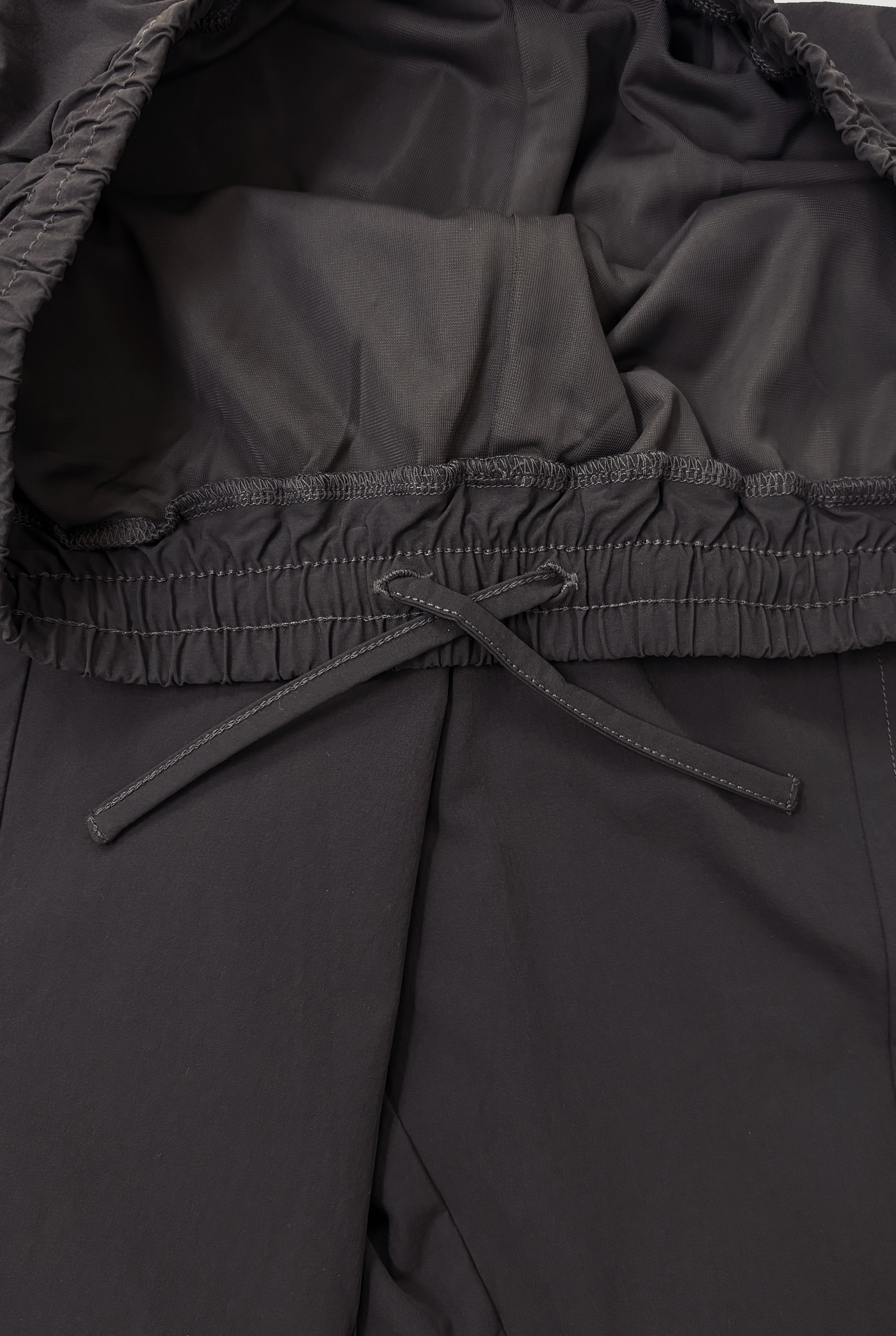 2WAY DEFORMED TRACK PANTS / CHARCOAL