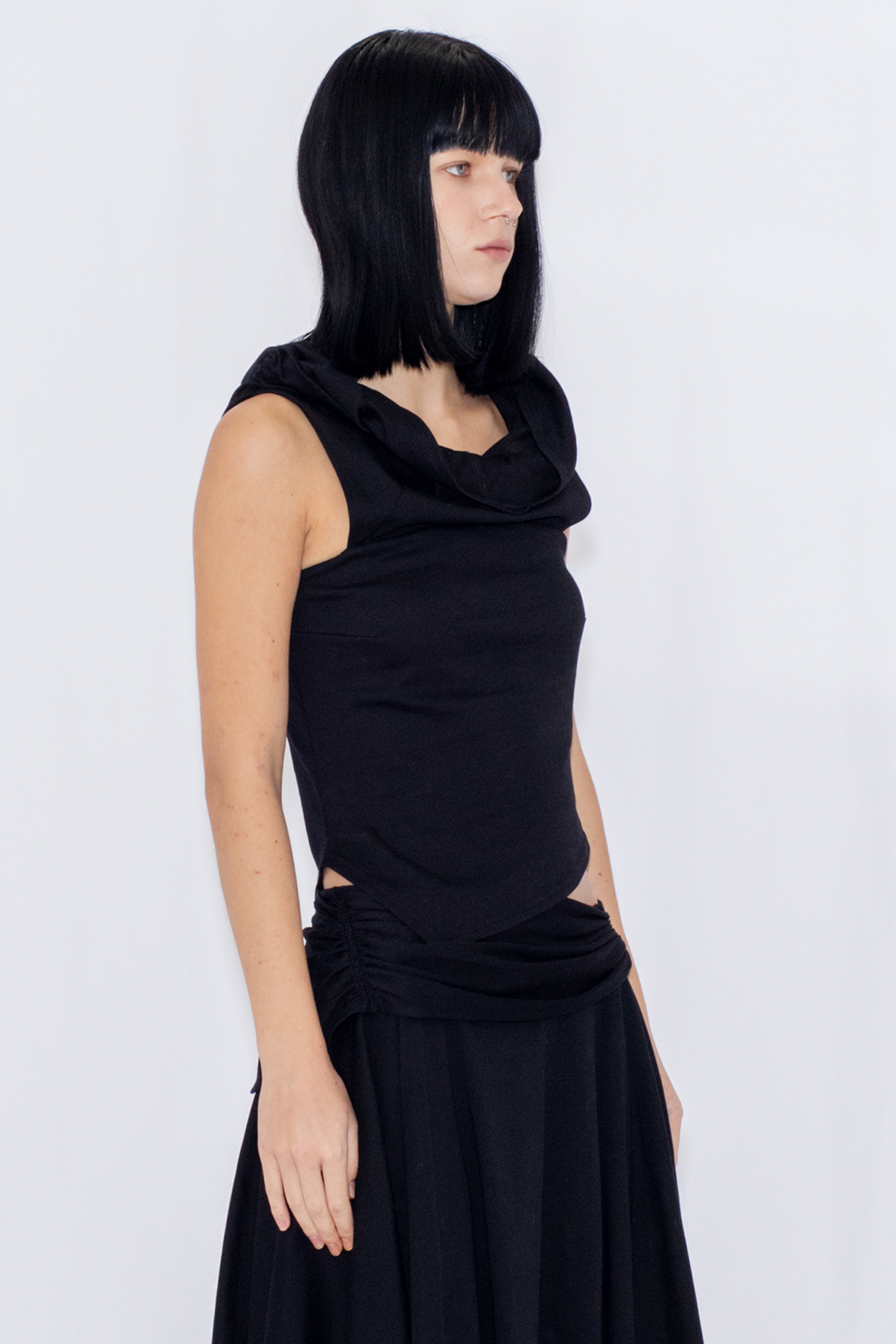 【POP UP】ASYMMETRIC DRAPE TOP / BLACK