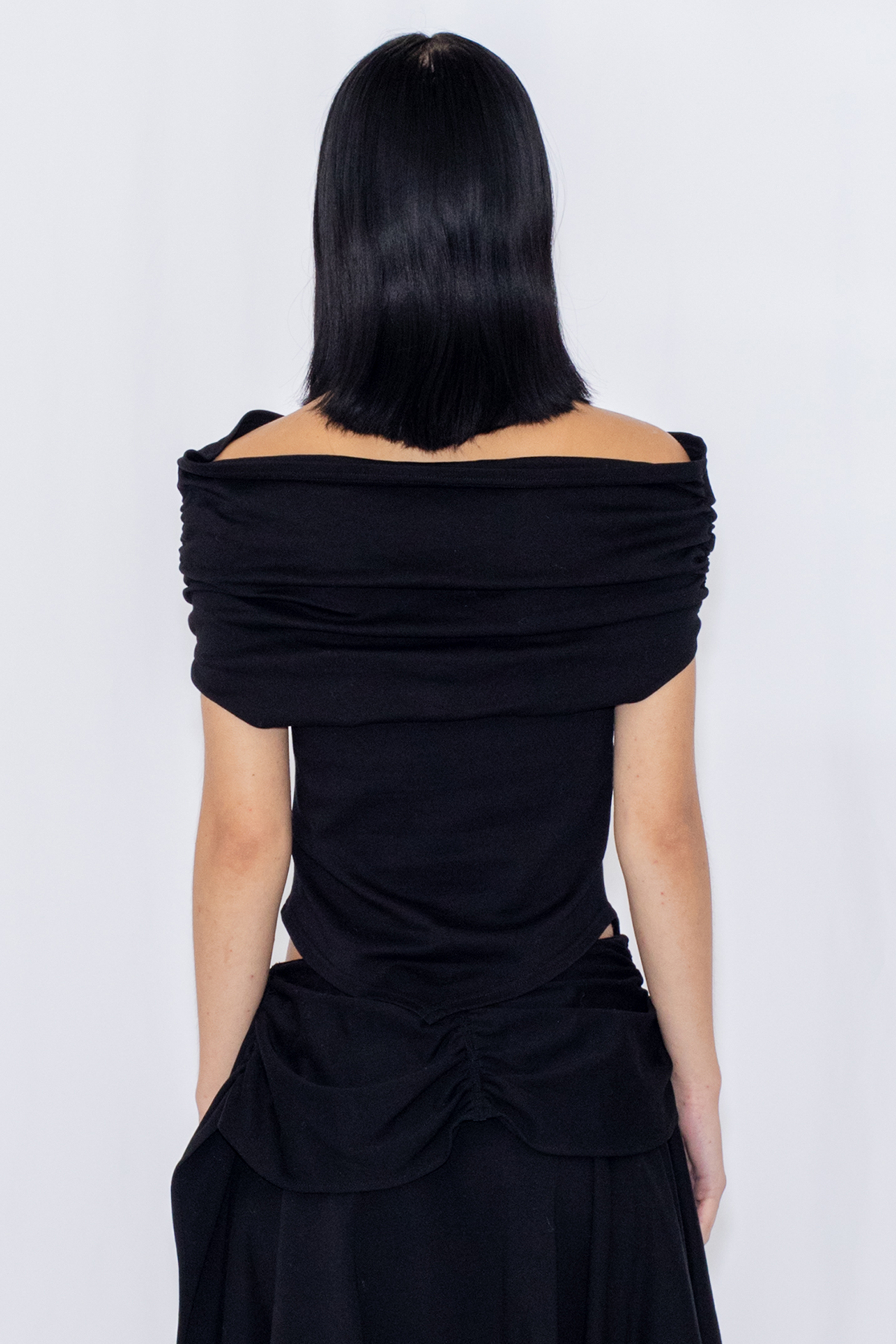 【POP UP】ASYMMETRIC DRAPE TOP / BLACK