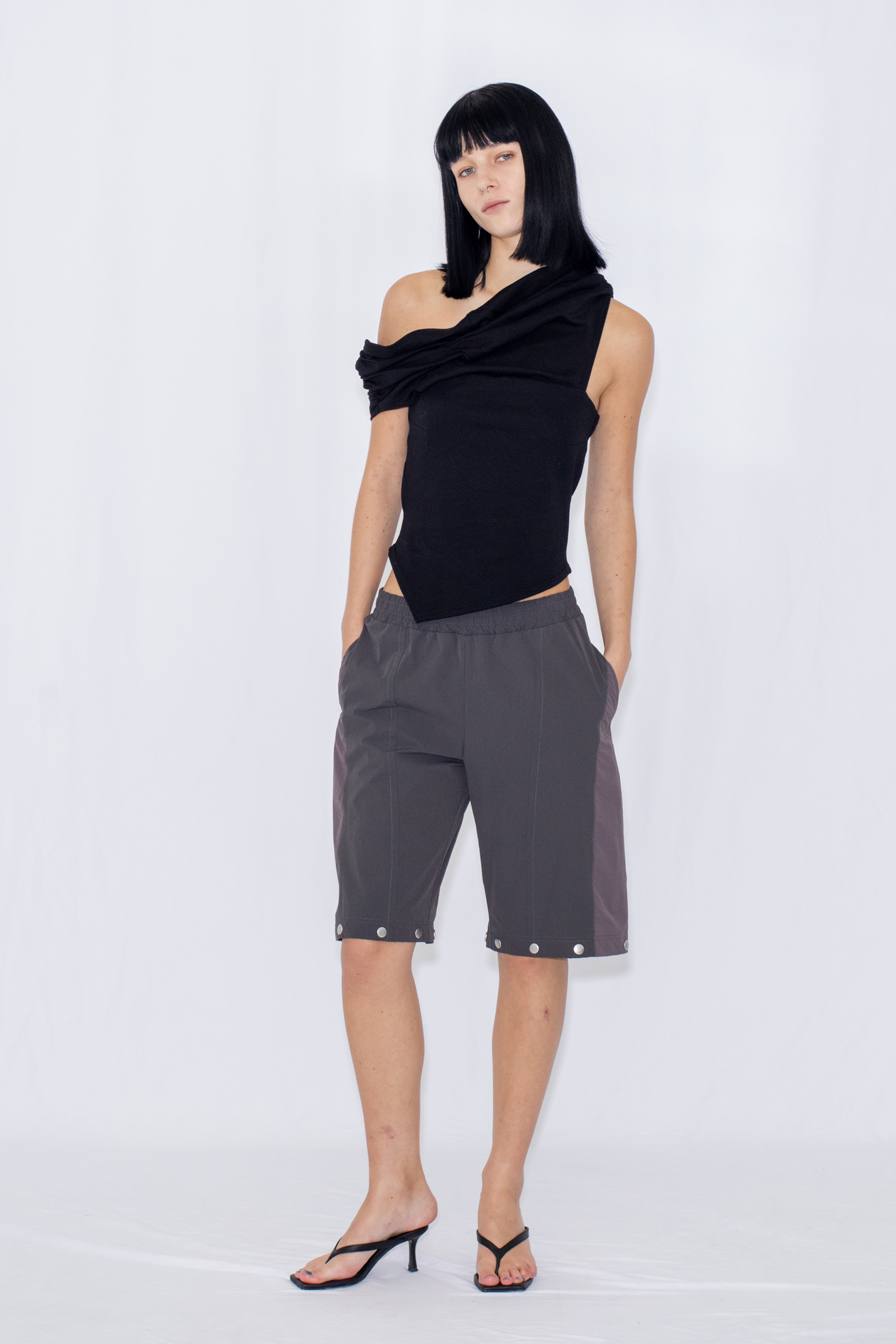 2WAY DEFORMED TRACK PANTS / CHARCOAL