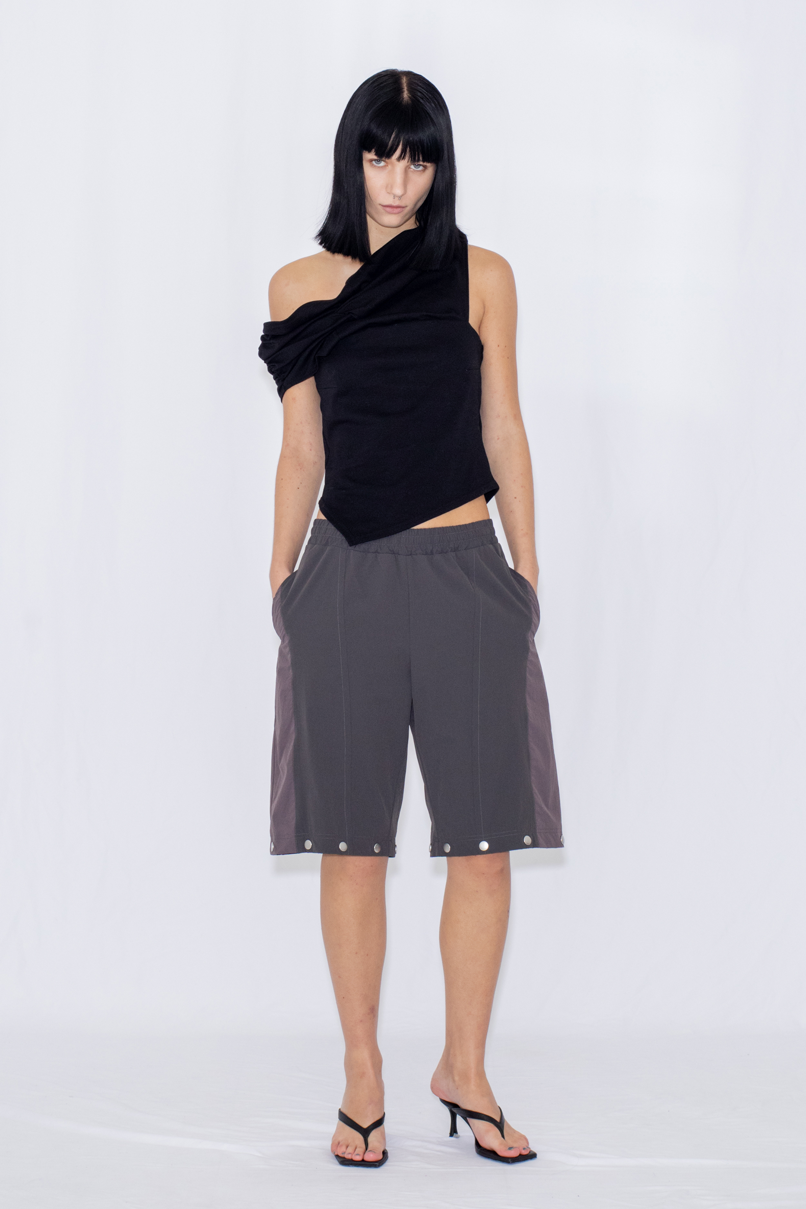 2WAY DEFORMED TRACK PANTS / CHARCOAL