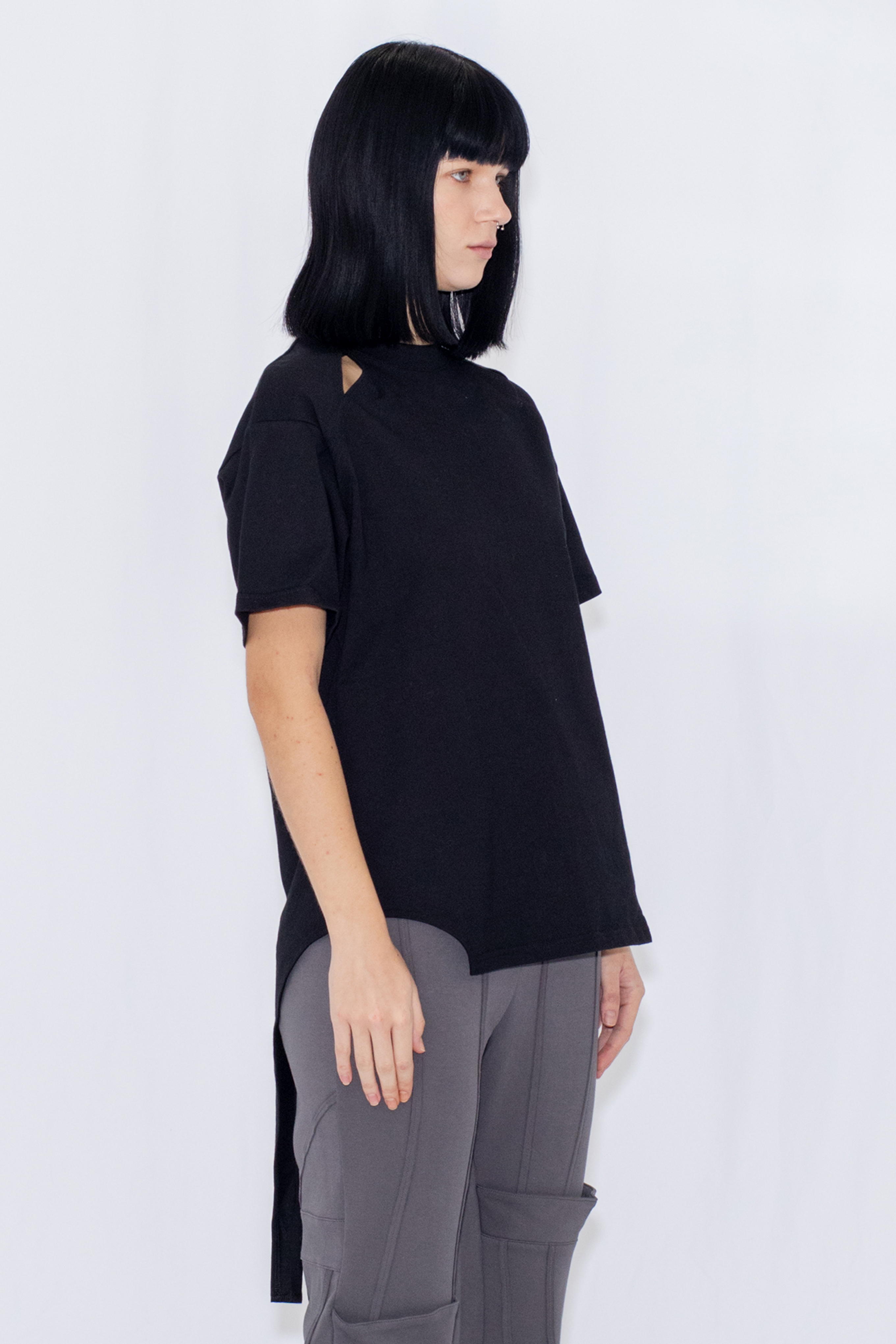 DEFORMATION TEE / BLACK